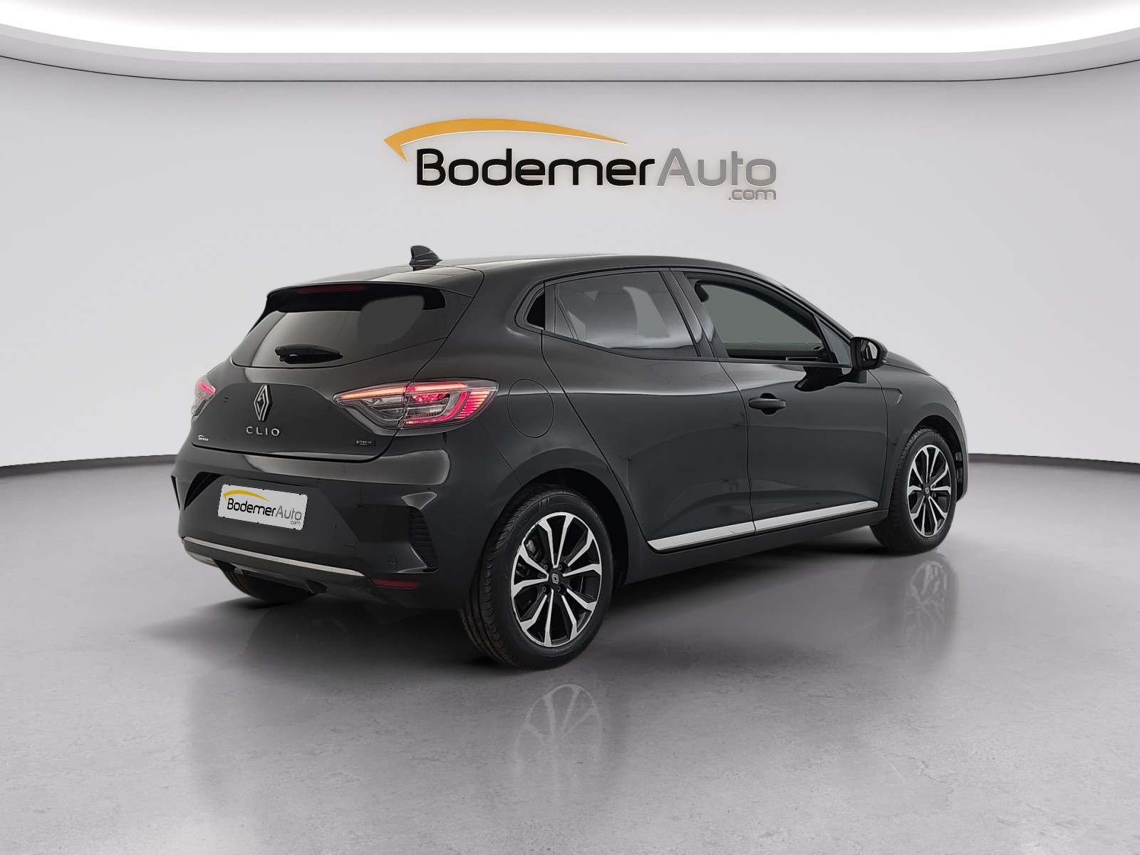 Vente en ligne Renault Clio 5 Clio E-Tech full hybrid 145 ch GSR2 au prix de 19 990 €