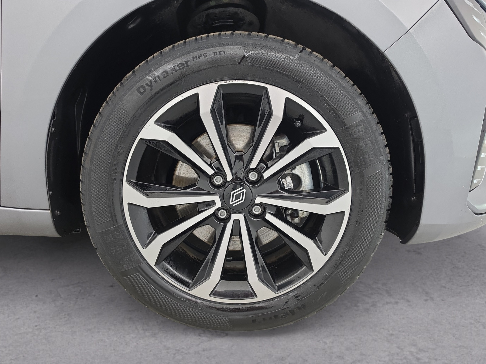 Vente en ligne Renault Clio 5 Clio E-Tech full hybrid 145 ch GSR2 au prix de 20 290 €
