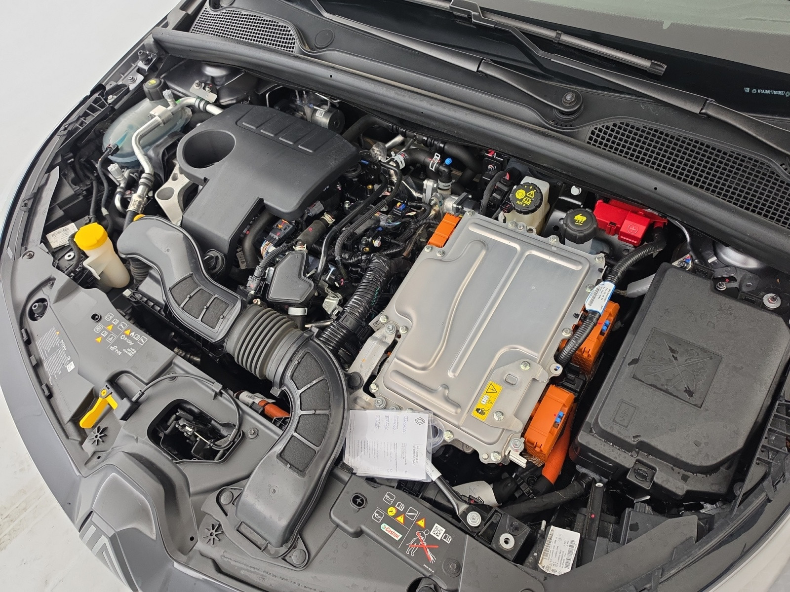 Vente en ligne Renault Clio 5 Clio E-Tech full hybrid 145 ch GSR2 au prix de 20 290 €