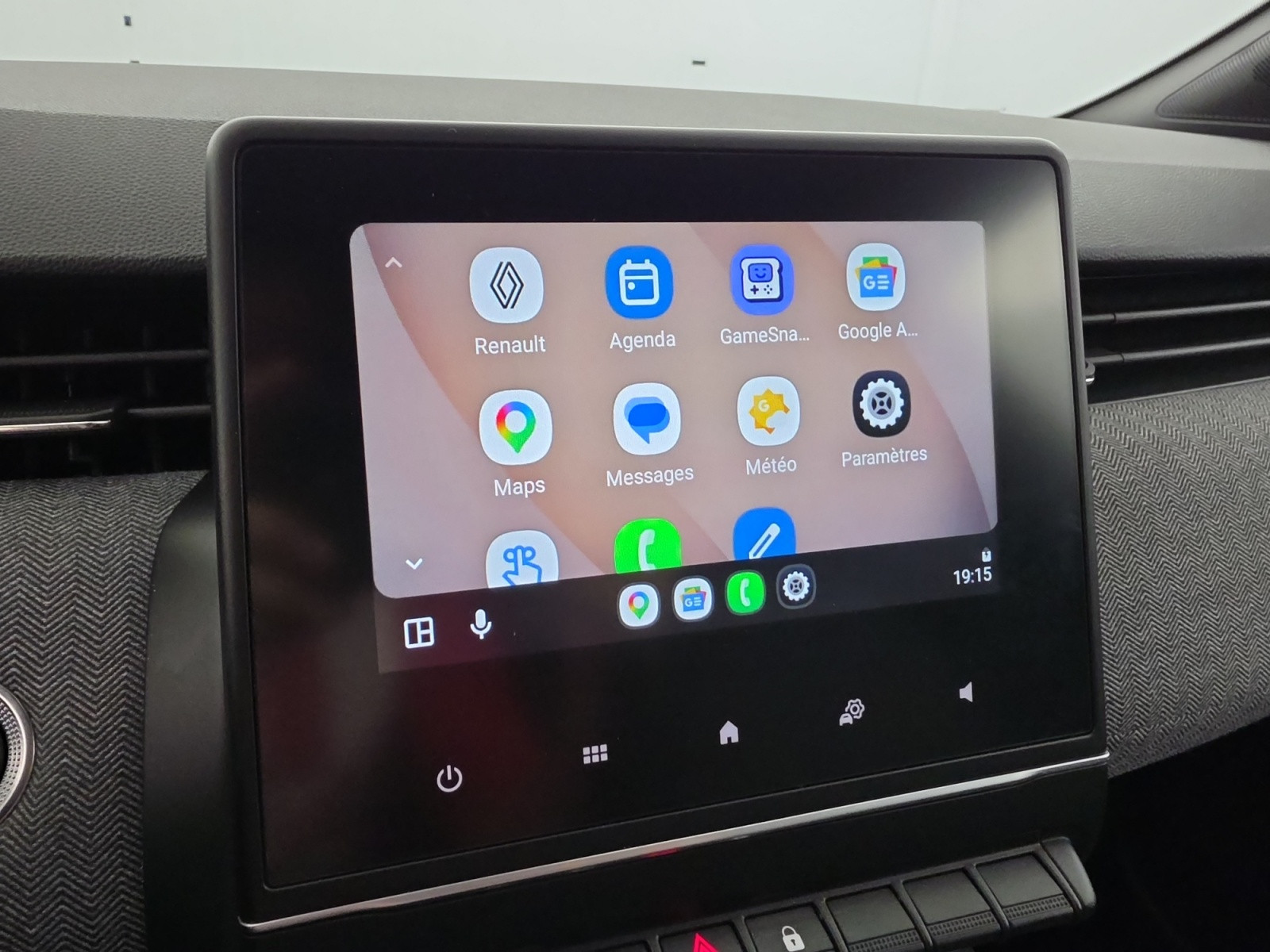Vente en ligne Renault Clio 5 Clio E-Tech full hybrid 145 ch GSR2 au prix de 20 290 €