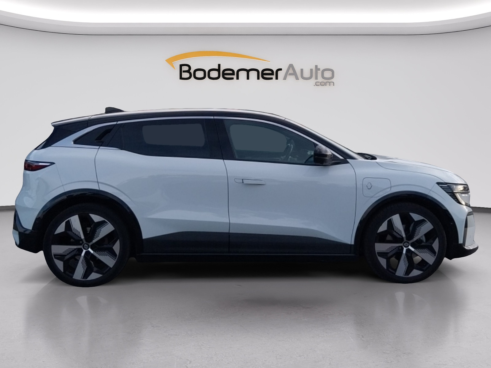 Vente en ligne Renault Megane E-Tech  EV60 220 ch super charge au prix de 23 690 €
