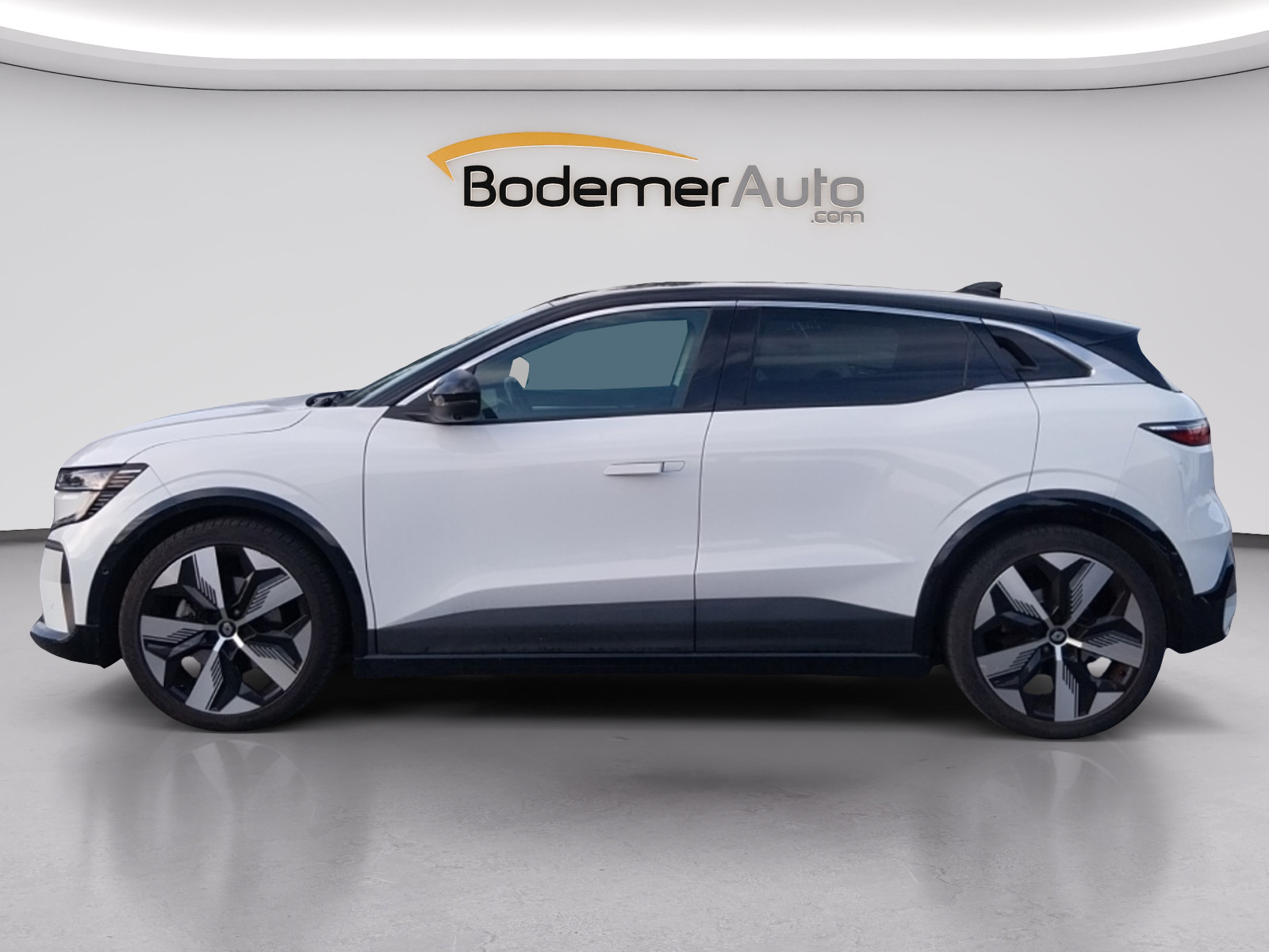Vente en ligne Renault Megane E-Tech  EV60 220 ch super charge au prix de 23 690 €