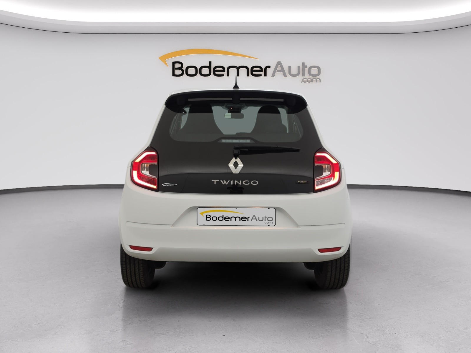 Vente en ligne Renault Twingo Electrique Twingo III E-Tech au prix de 13 890 €