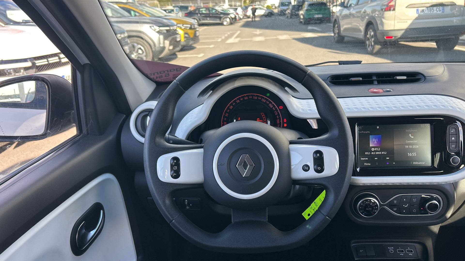 Vente en ligne Renault Twingo 3  SCe 65 au prix de 11 990 €