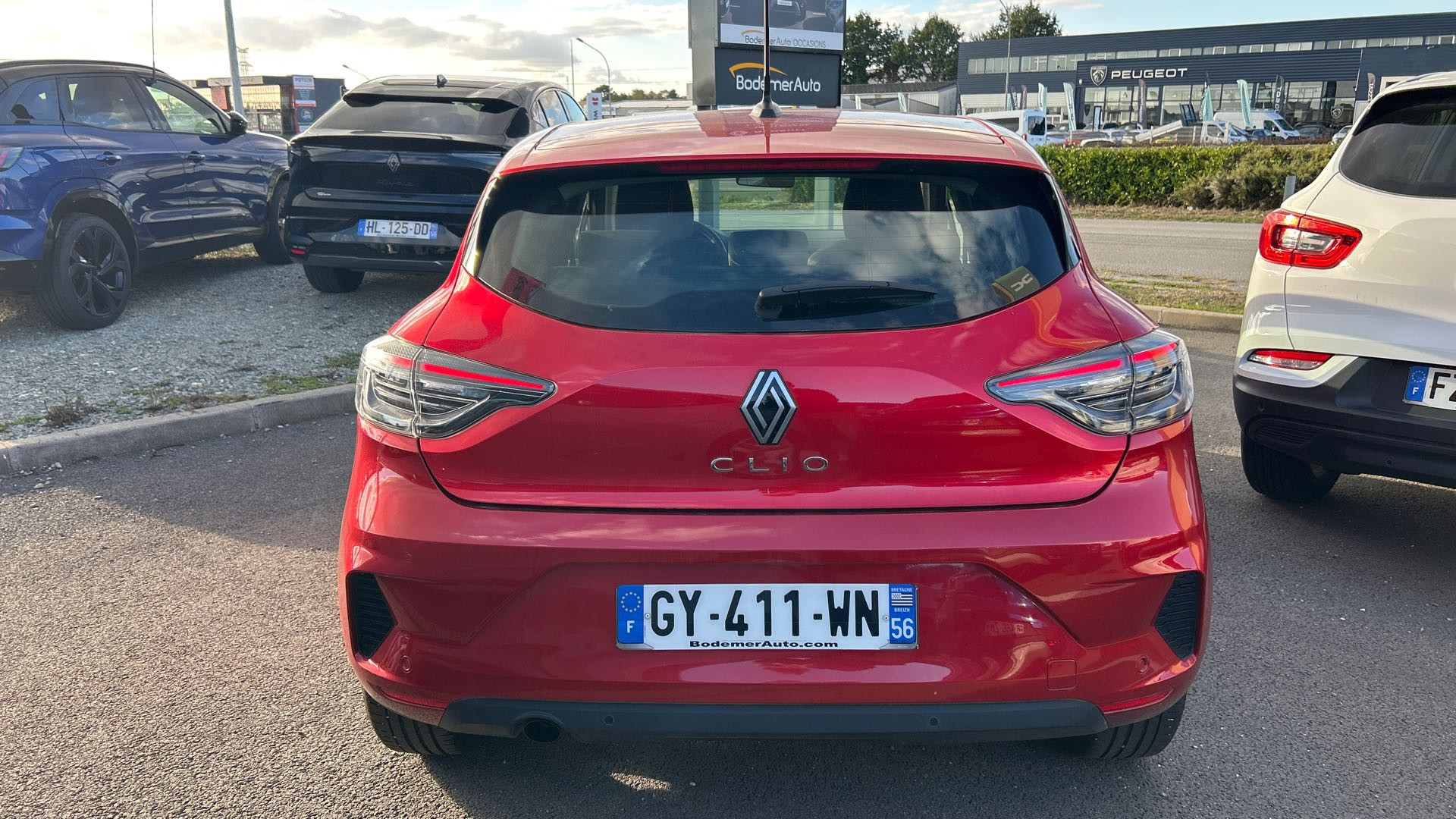 Vente en ligne Renault Clio 5 Clio Blue dCi 100 au prix de 14 990 €