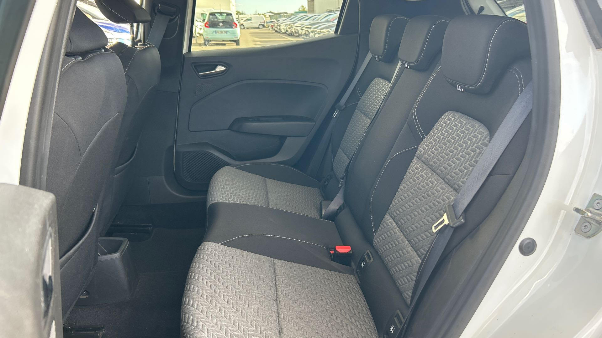 Vente en ligne Renault Clio 5 Clio SCe 65 au prix de 12 990 €