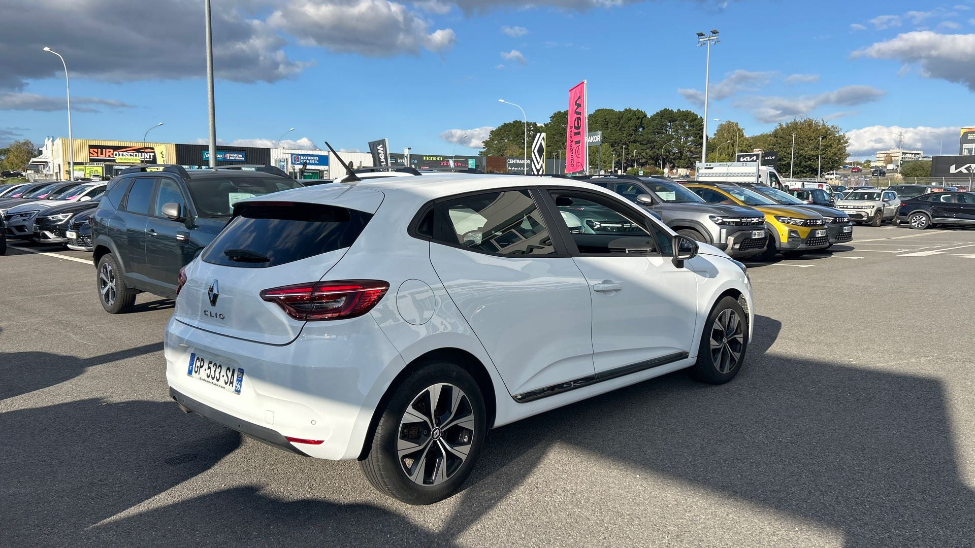 Vente en ligne Renault Clio 5 Clio SCe 65 au prix de 12 990 €
