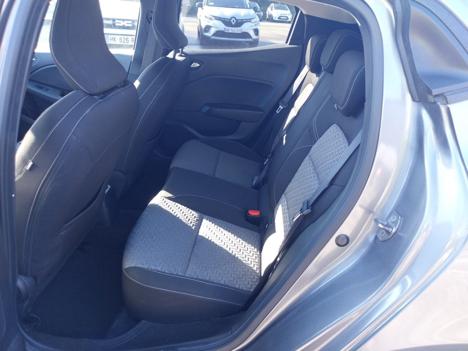 Vente en ligne Renault Clio 5 Clio TCe 100 GPL au prix de 14 890 €
