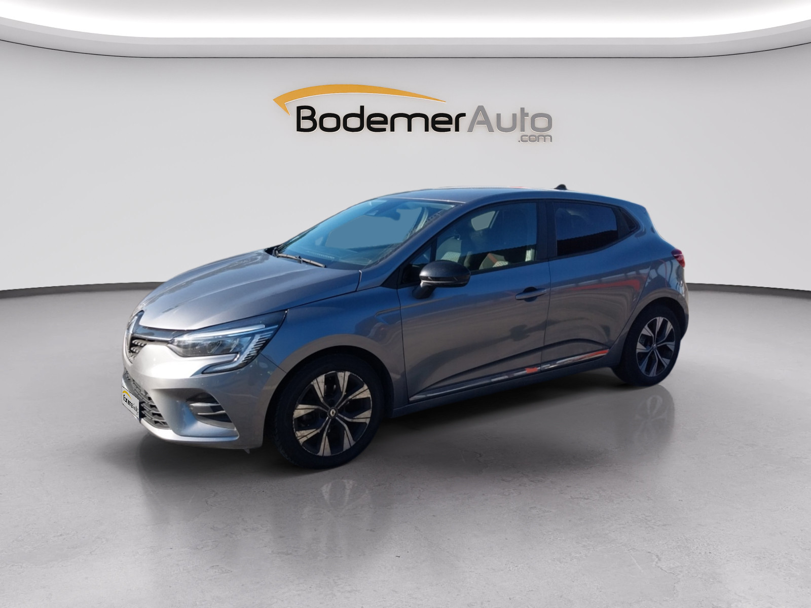 Renault Clio 5 Clio TCe 100 GPL occasion de 2023 en vente à Lorient