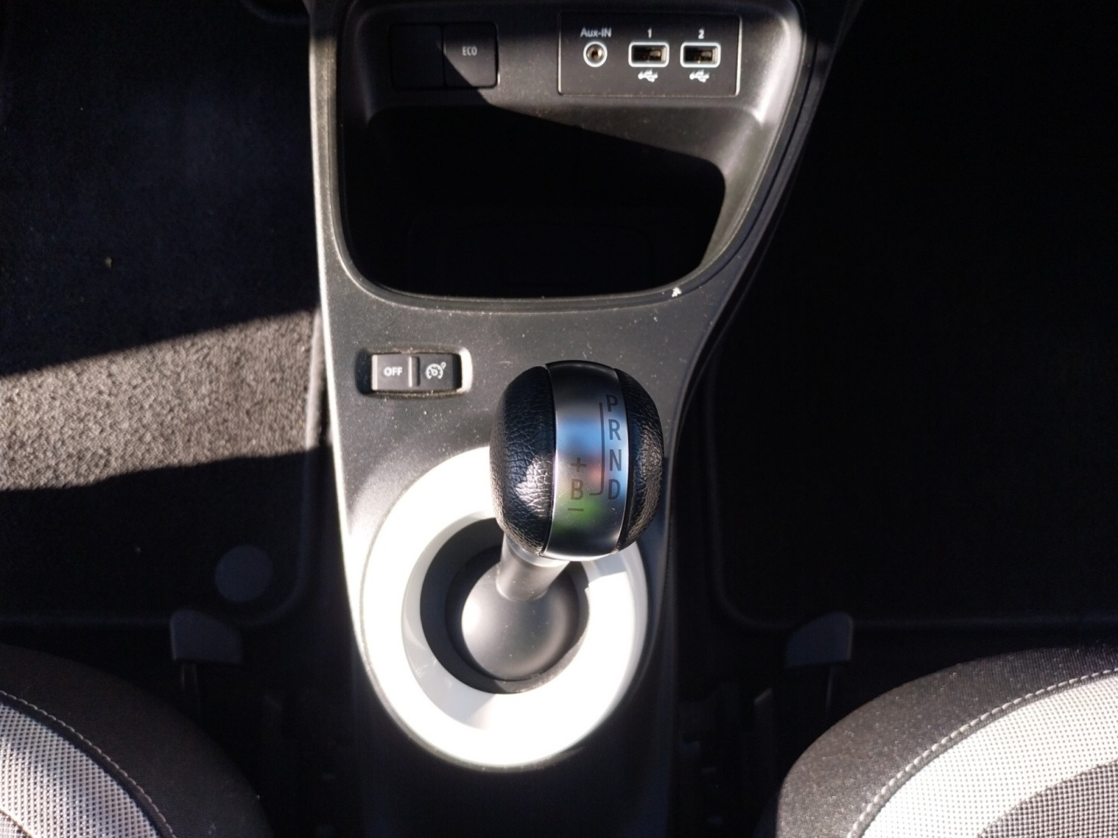 Vente en ligne Renault Twingo Electrique Twingo III E-Tech au prix de 12 990 €