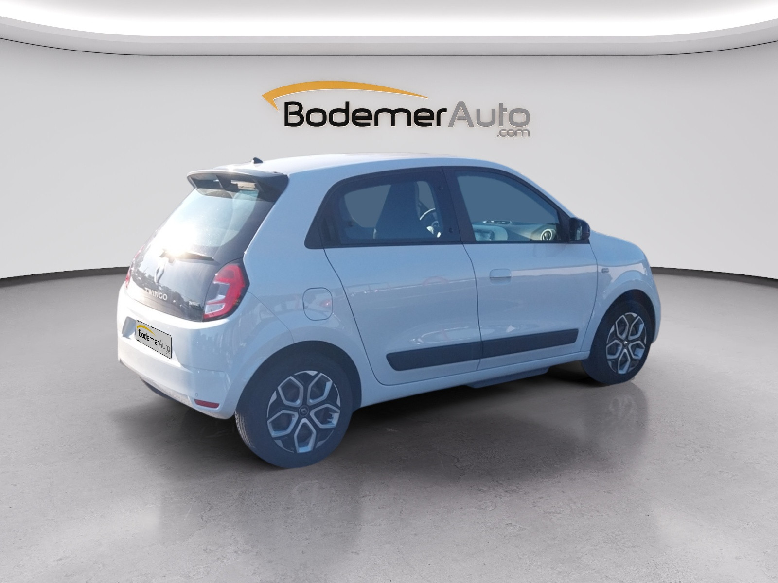 Vente en ligne Renault Twingo Electrique Twingo III E-Tech au prix de 12 990 €
