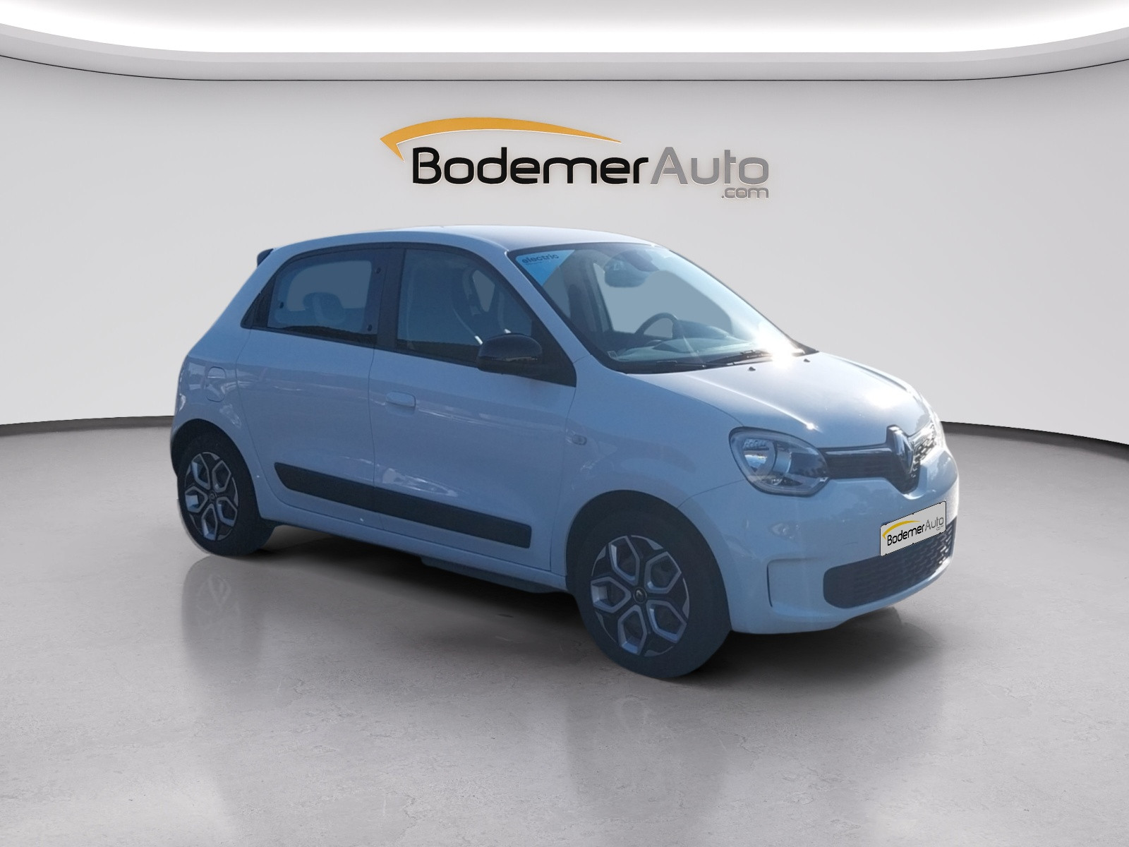Vente en ligne Renault Twingo Electrique Twingo III E-Tech au prix de 12 990 €