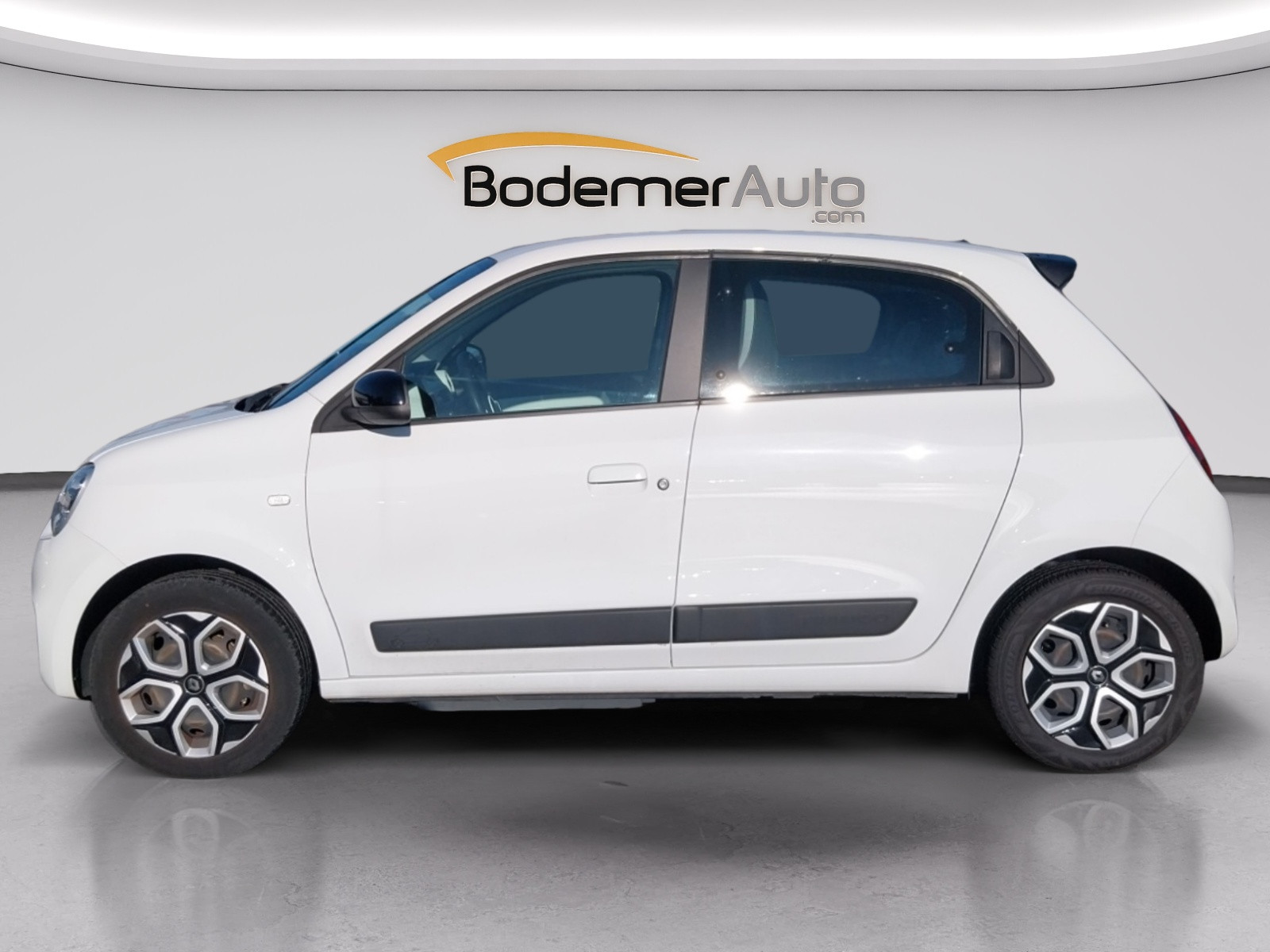 Vente en ligne Renault Twingo Electrique Twingo III E-Tech au prix de 12 990 €