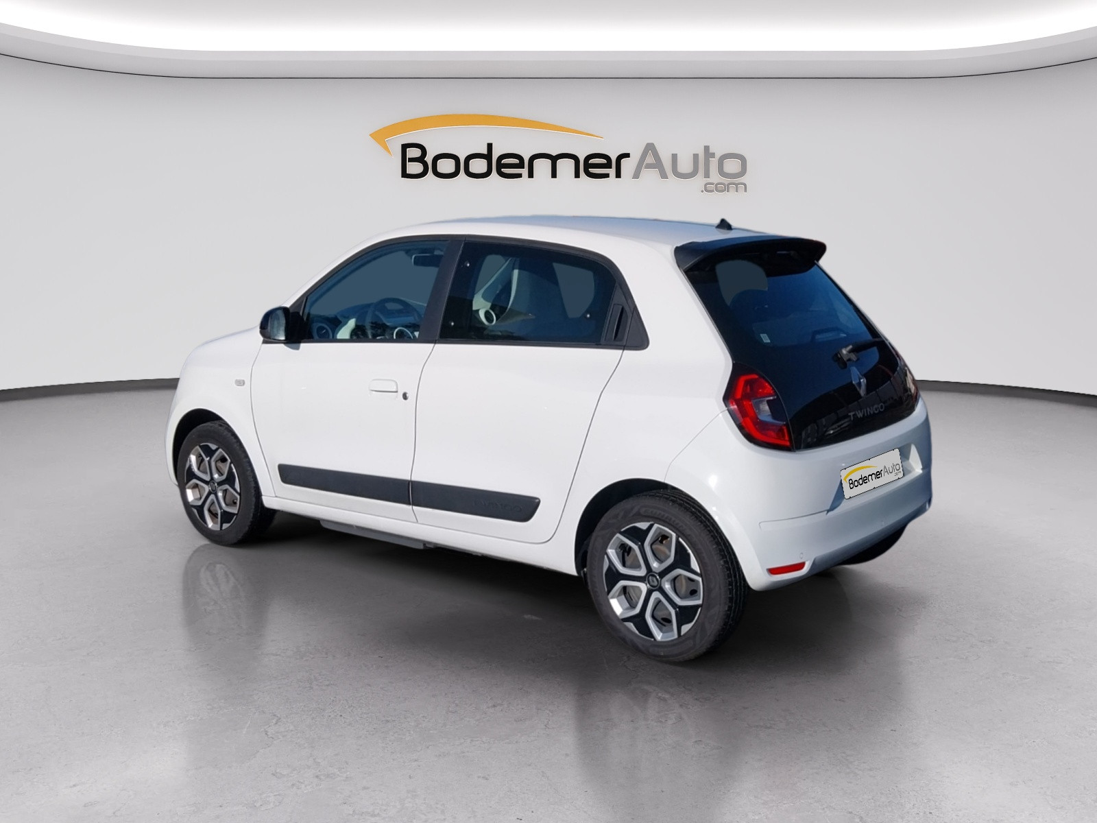 Vente en ligne Renault Twingo Electrique Twingo III E-Tech au prix de 12 990 €