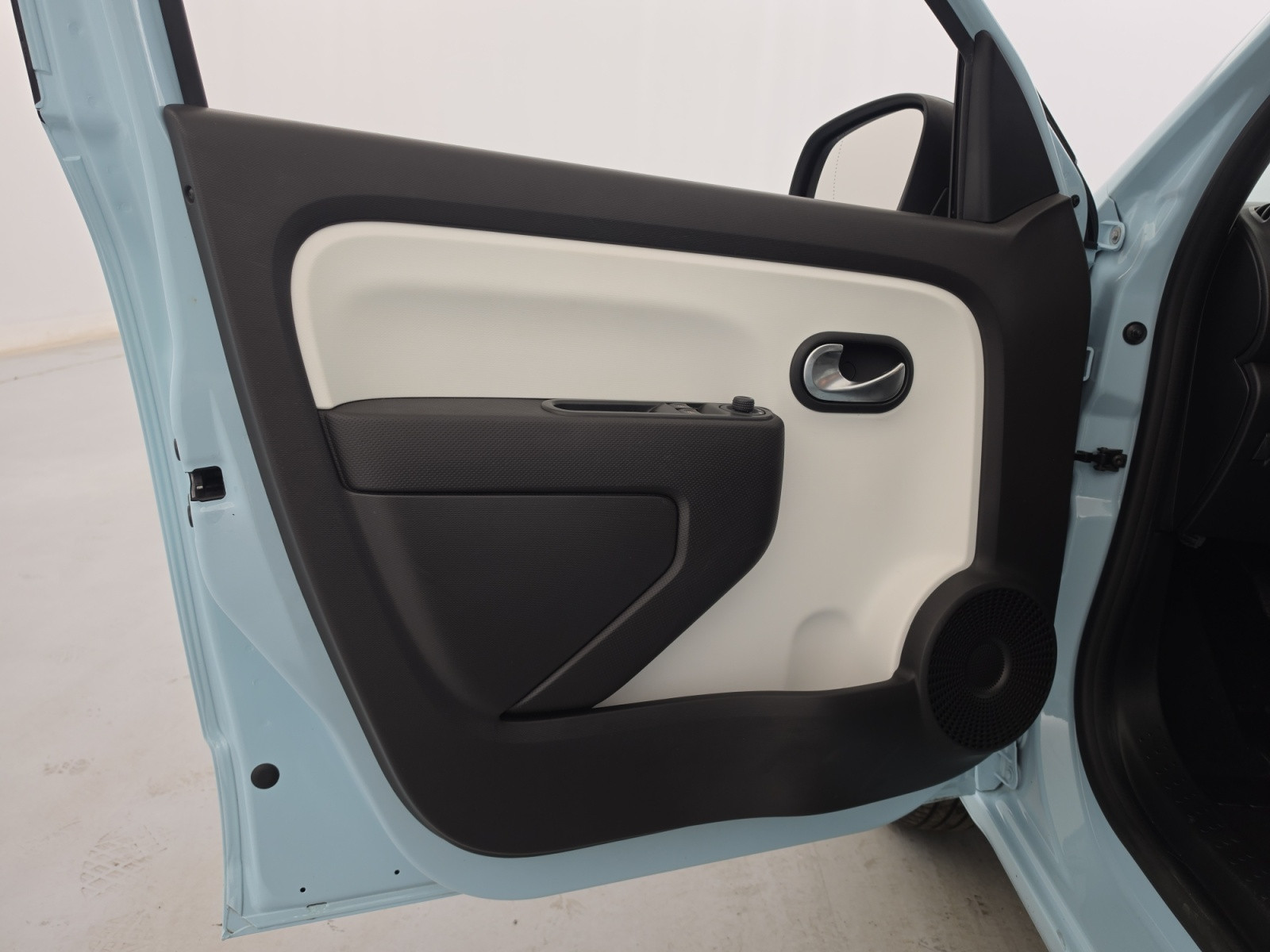 Vente en ligne Renault Twingo 3  SCe 65 au prix de 12 990 €