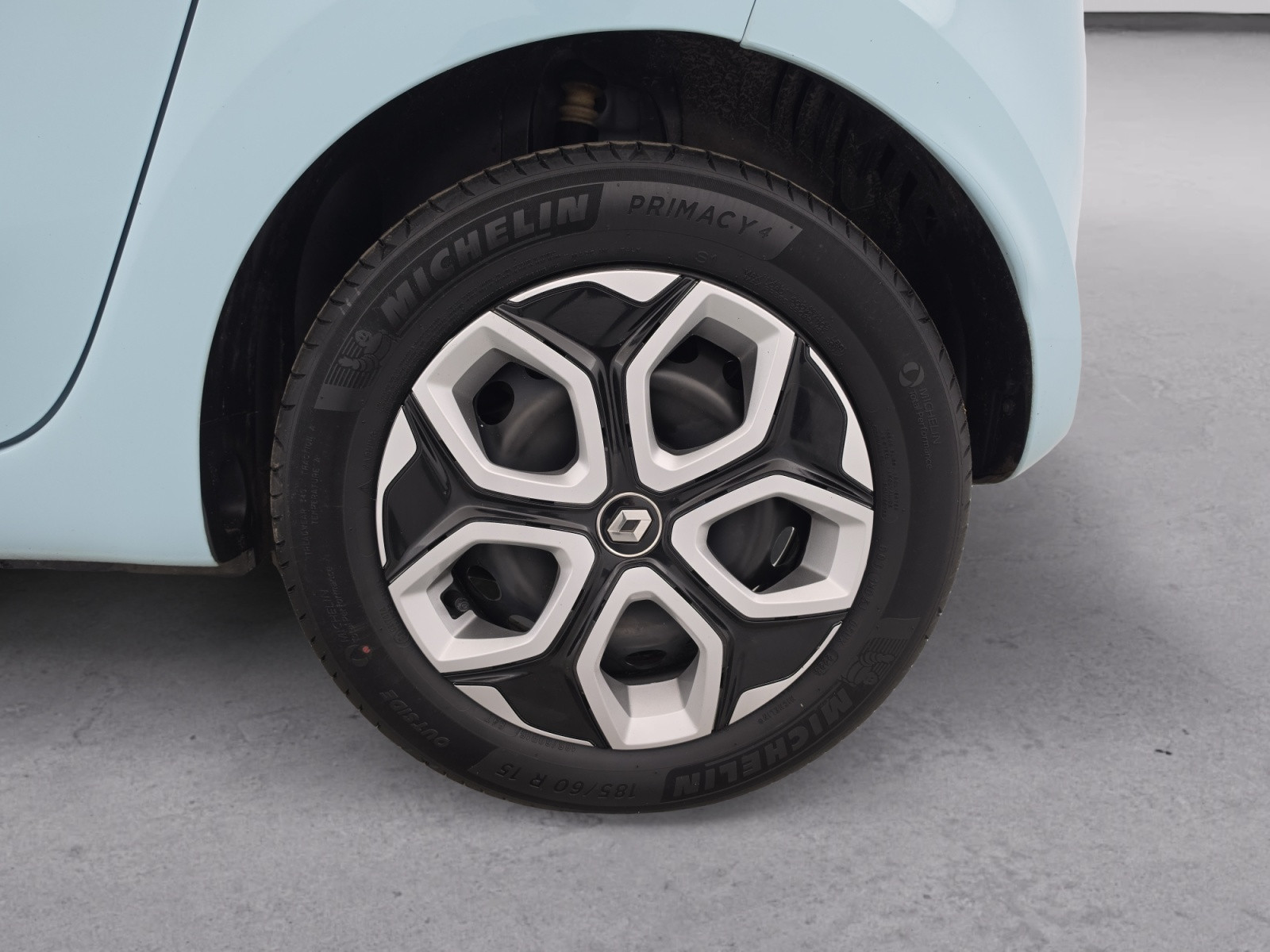 Vente en ligne Renault Twingo 3  SCe 65 au prix de 12 990 €