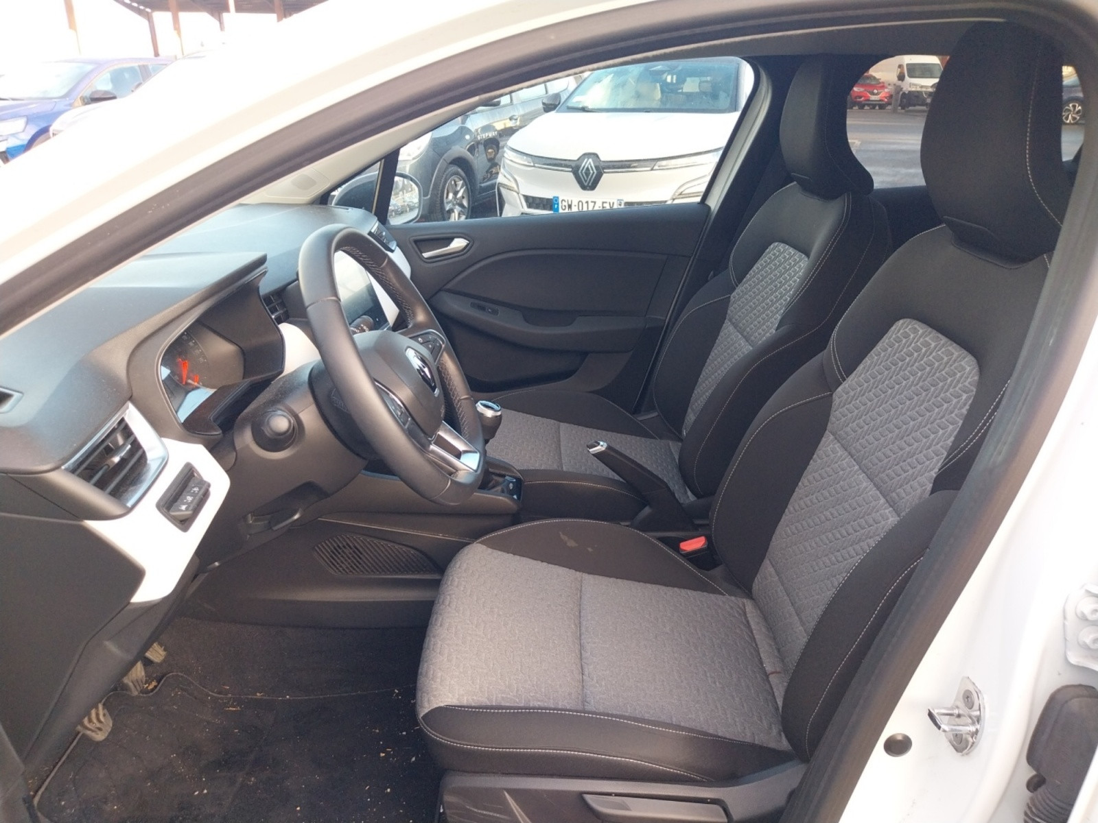 Vente en ligne Renault Clio 5 Clio SCe 65 au prix de 12 990 €