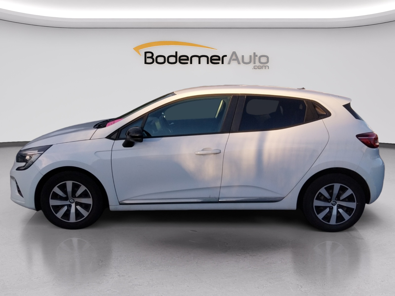 Vente en ligne Renault Clio 5 Clio SCe 65 au prix de 12 990 €