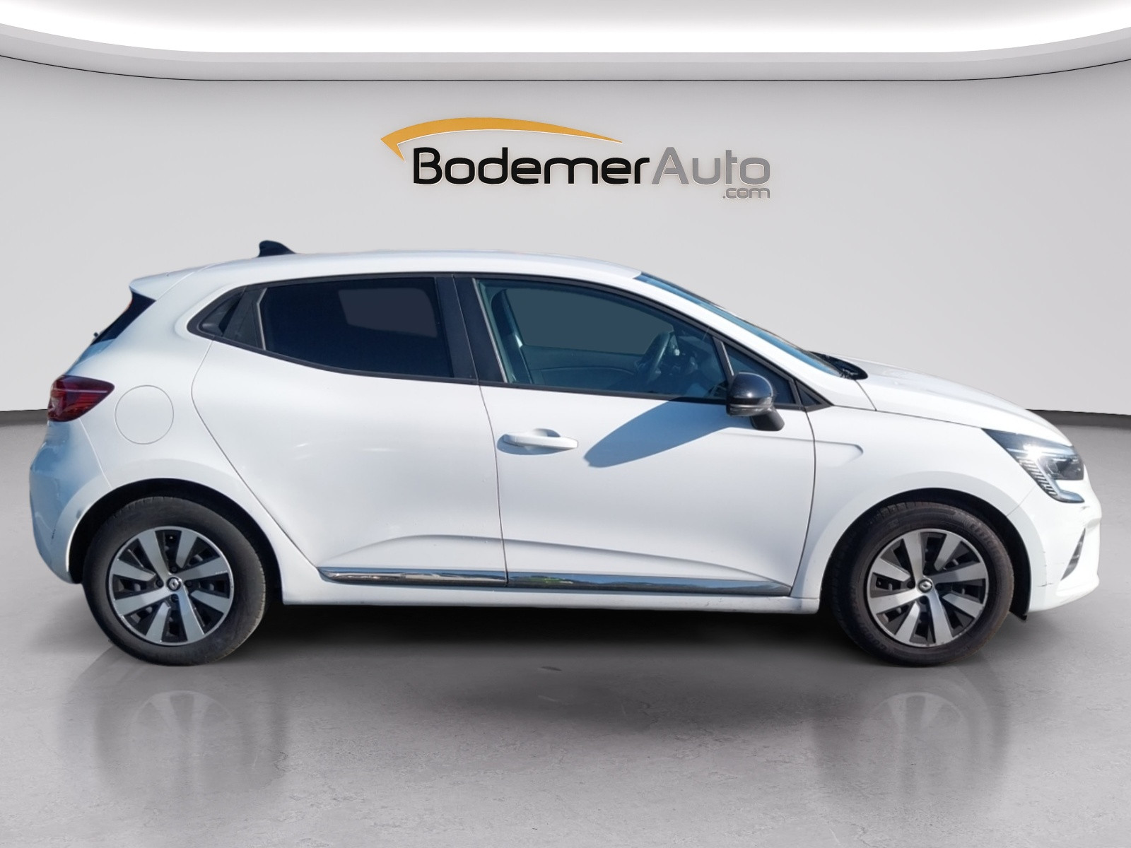 Vente en ligne Renault Clio 5 Clio SCe 65 au prix de 12 990 €