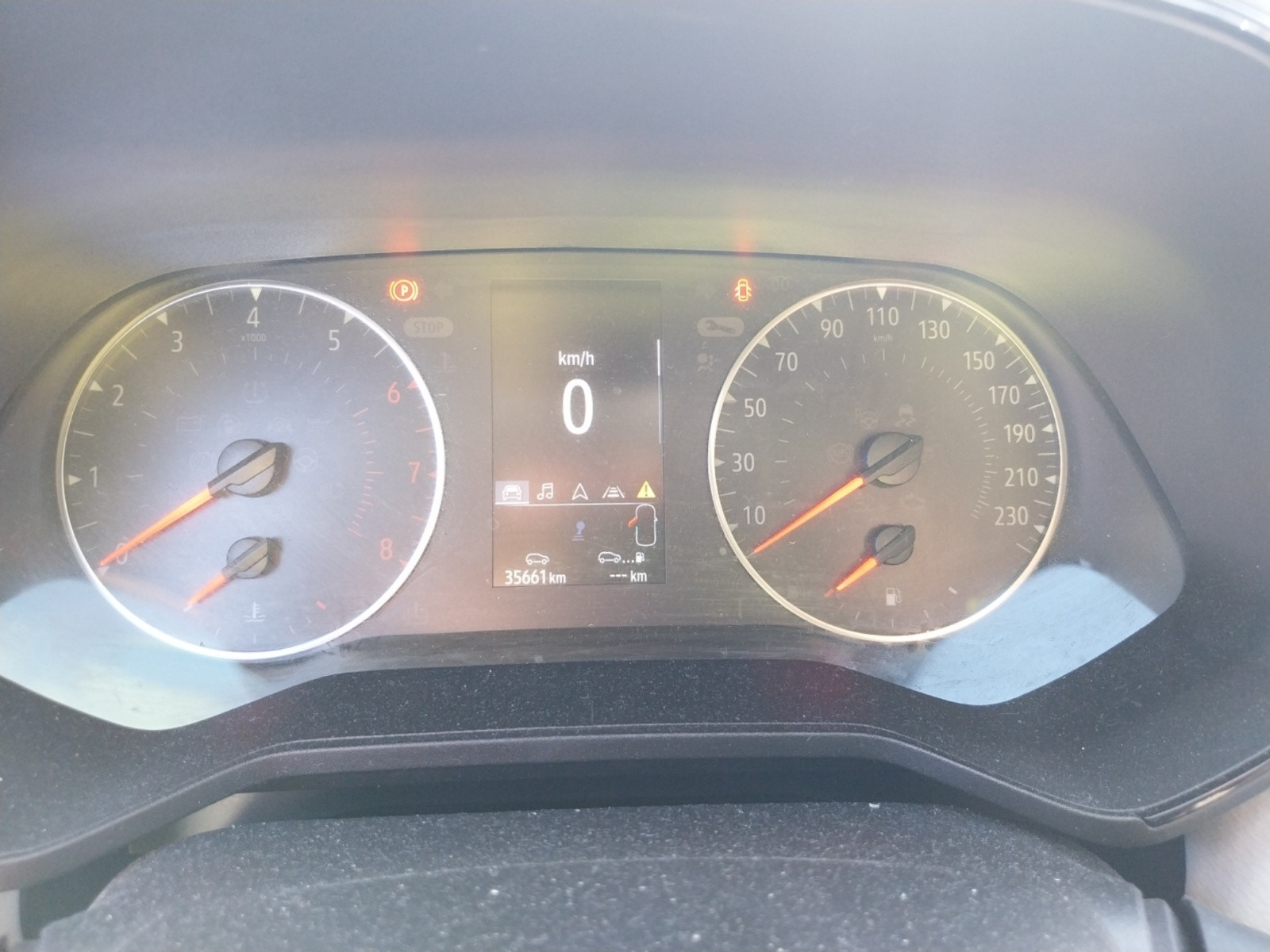 Vente en ligne Renault Clio 5 Clio SCe 65 au prix de 12 990 €