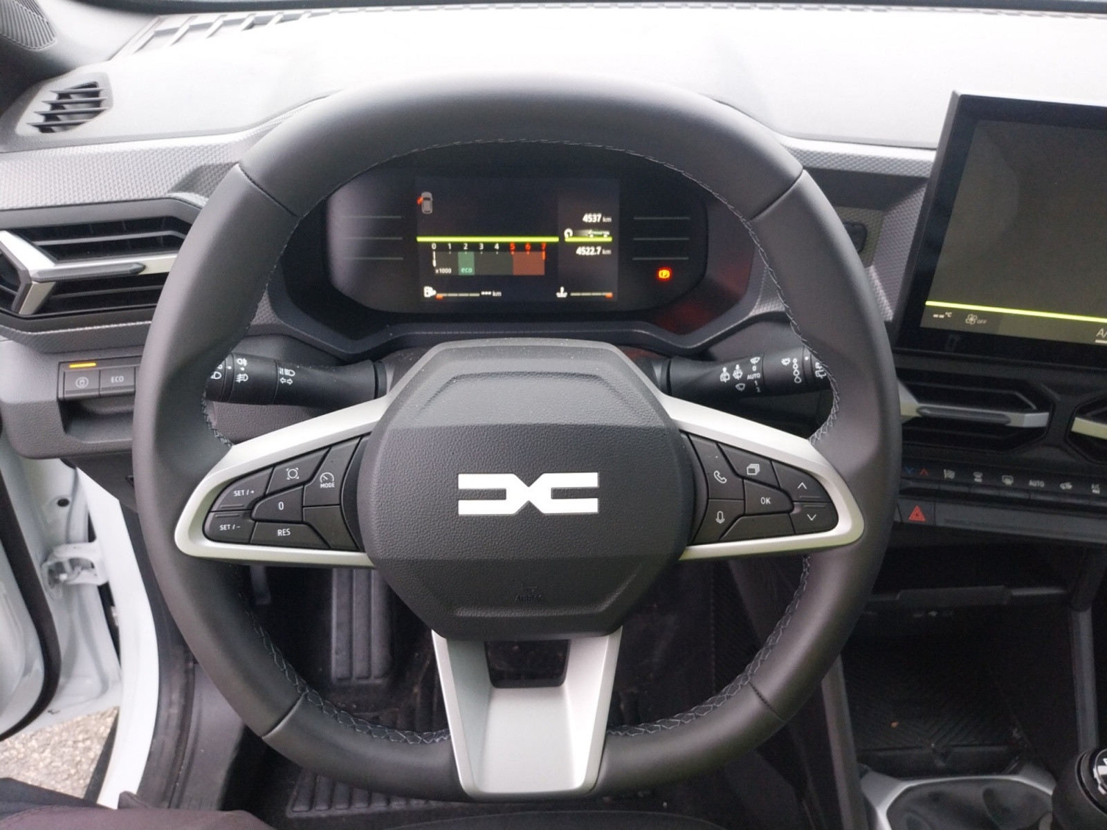 Vente en ligne Dacia Duster  Mild Hybrid 140 au prix de 25 490 €