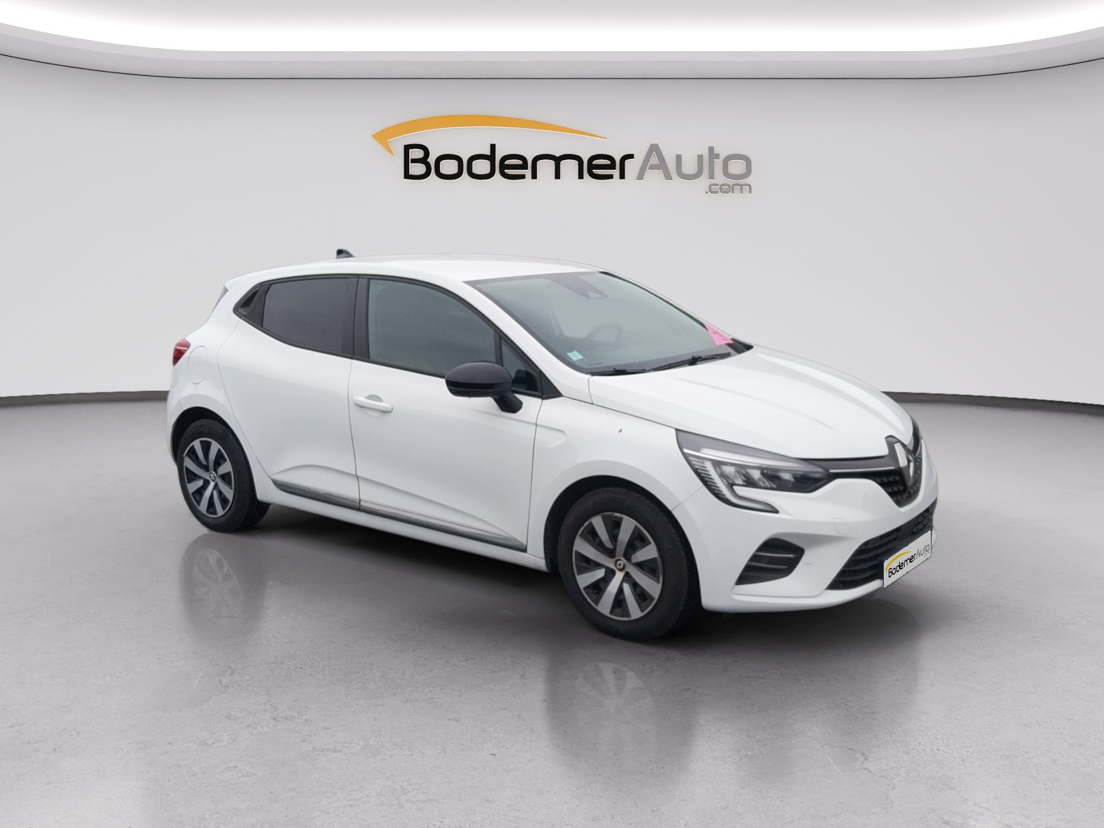Vente en ligne Renault Clio 5 Clio SCe 65 au prix de 12 890 €