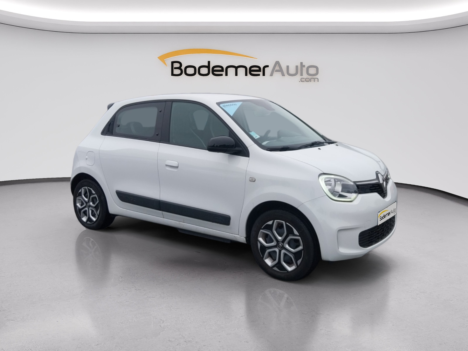 Vente en ligne Renault Twingo Electrique Twingo III E-Tech au prix de 13 890 €