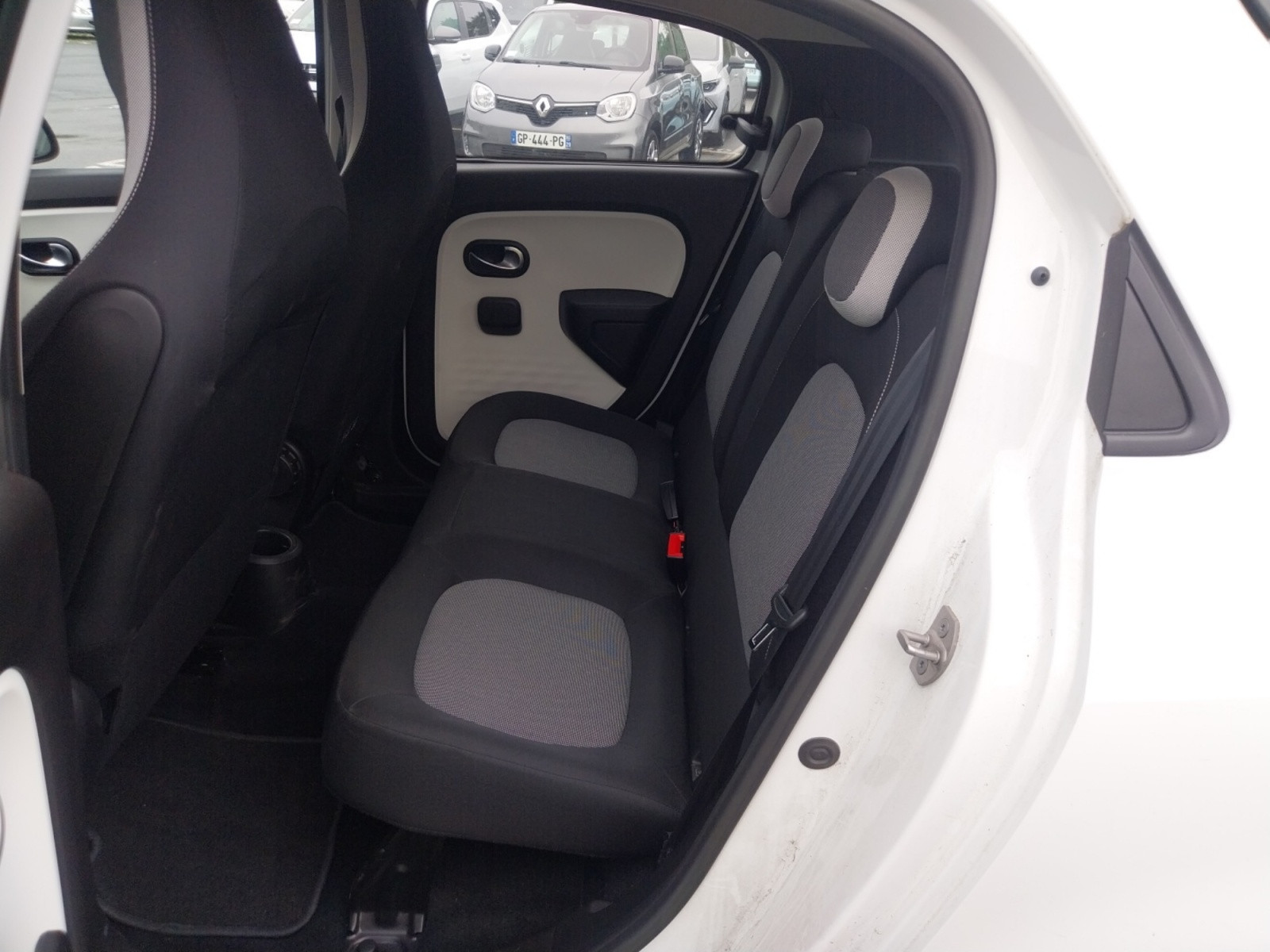 Vente en ligne Renault Twingo Electrique Twingo III E-Tech au prix de 13 890 €