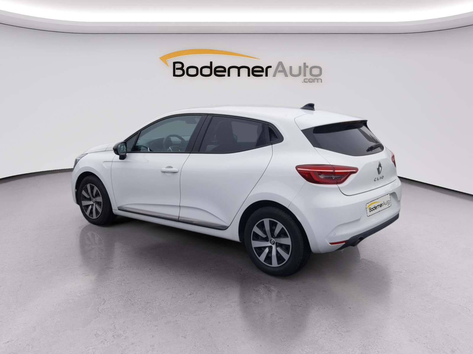 Vente en ligne Renault Clio 5 Clio SCe 65 au prix de 12 890 €
