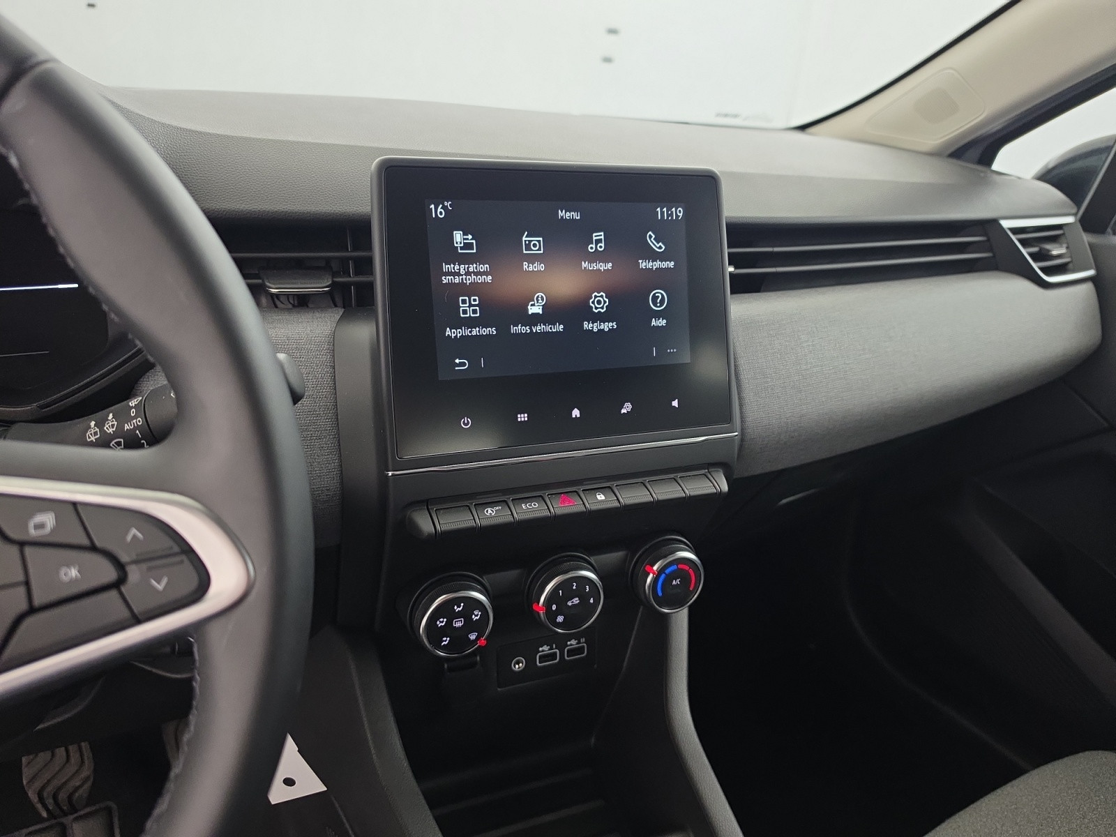 Vente en ligne Renault Clio 5 Clio TCe 90 au prix de 14 490 €
