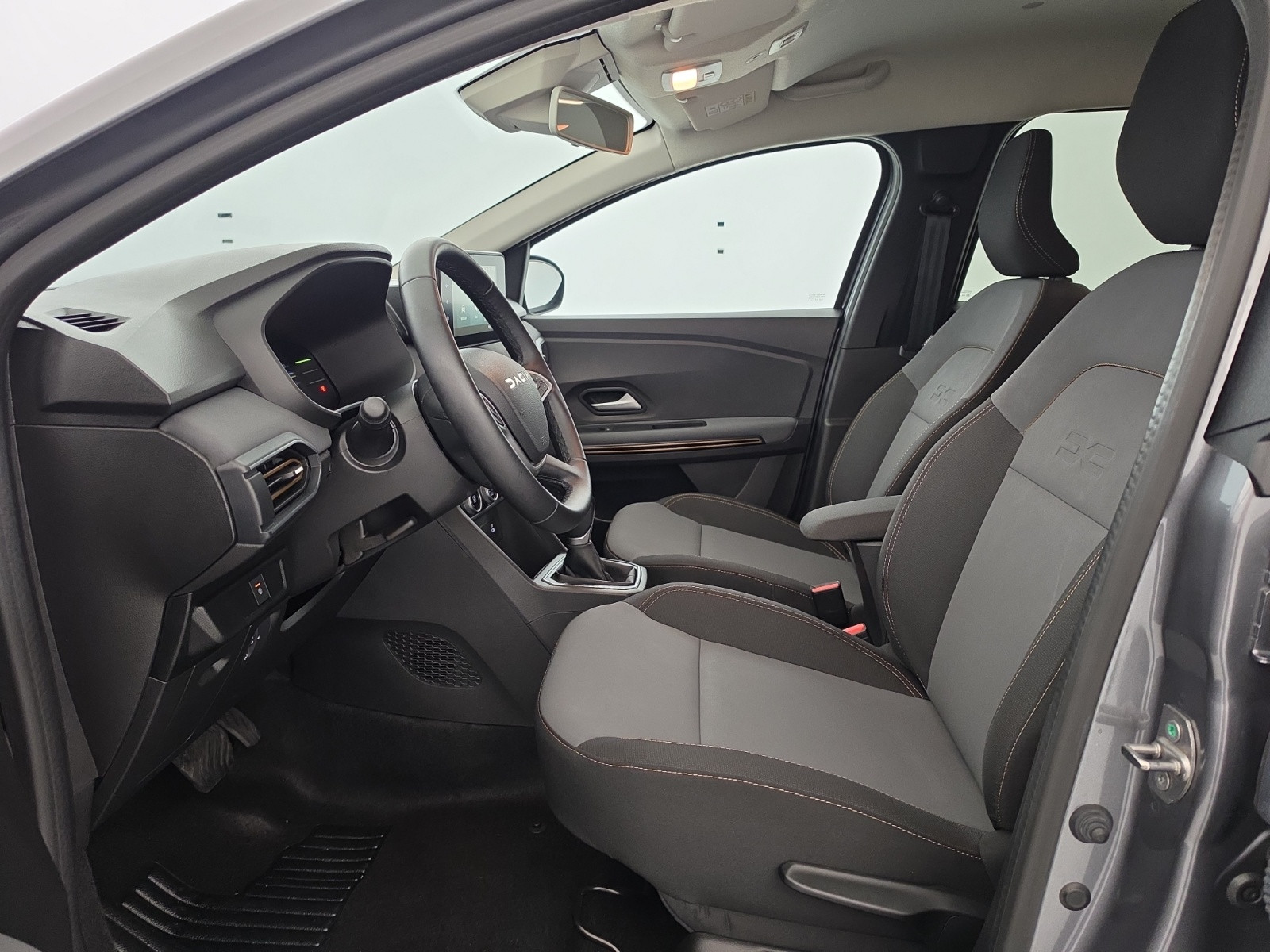 Vente en ligne Dacia Jogger  Hybrid 140 7 places GSR2 au prix de 24 990 €