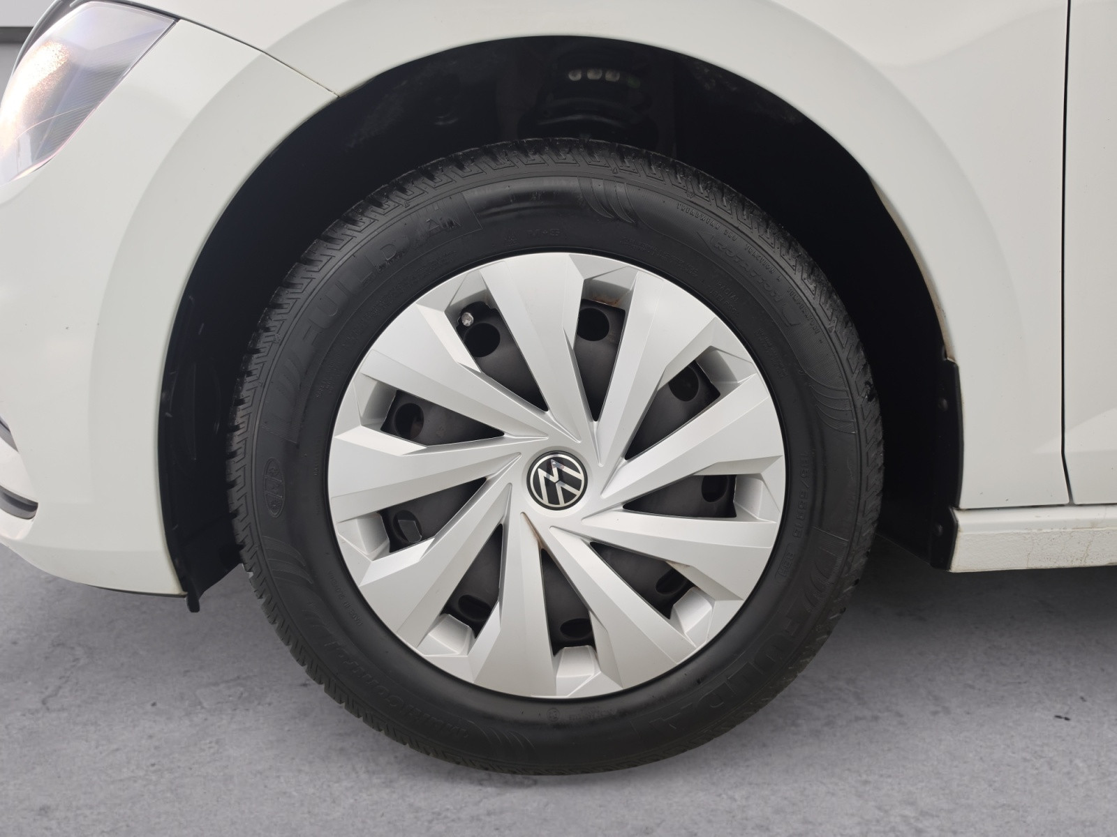 Vente en ligne Volkswagen Polo Polo 1.0 80 S&S BVM5 au prix de 13 490 €
