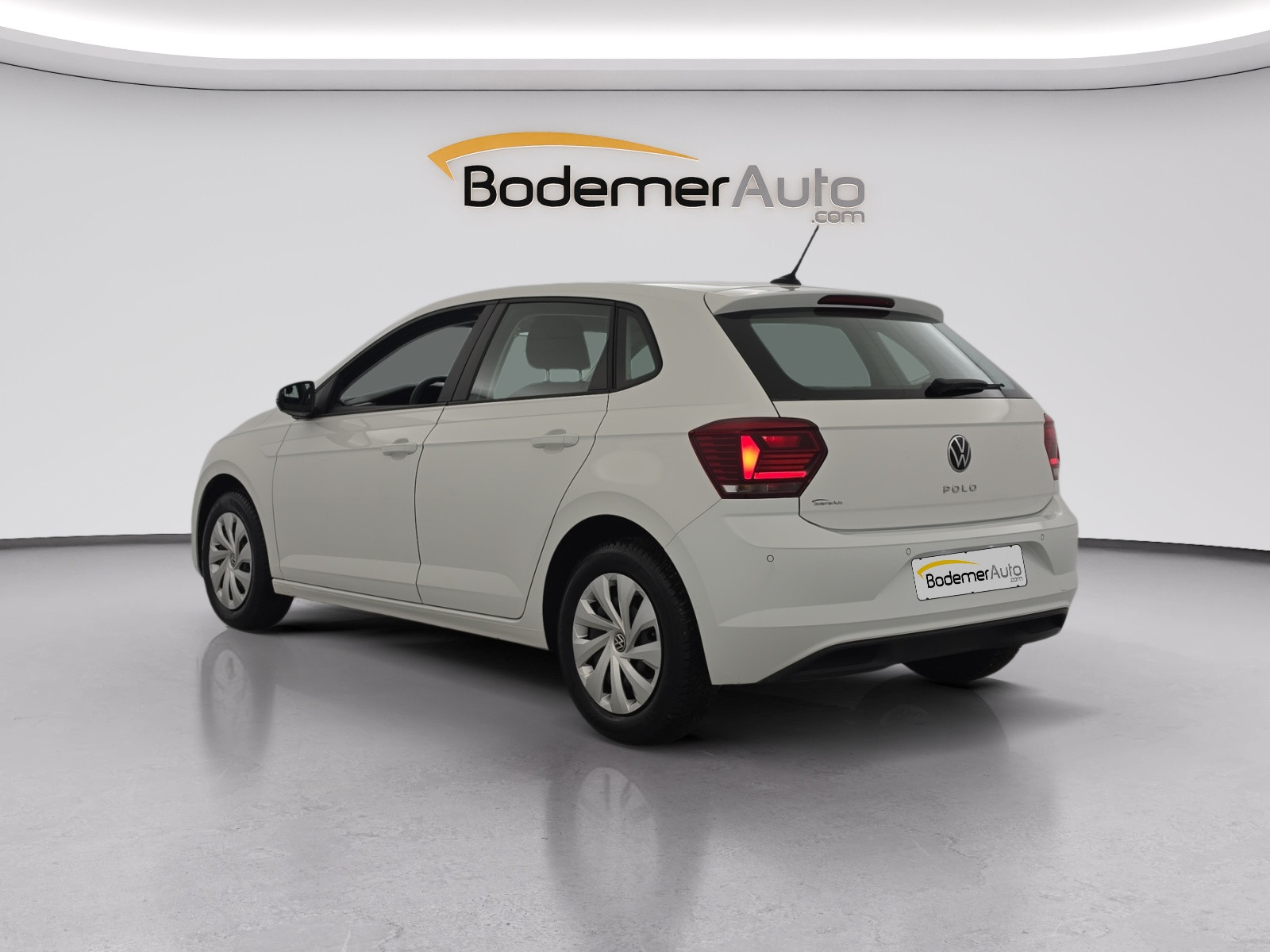 Vente en ligne Volkswagen Polo Polo 1.0 80 S&S BVM5 au prix de 13 490 €