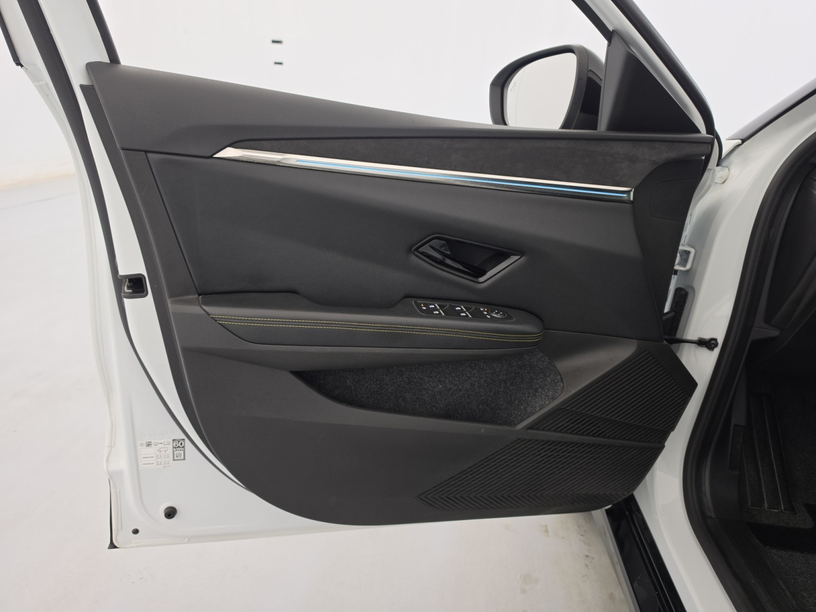 Vente en ligne Renault Megane E-Tech  EV60 220 ch super charge au prix de 23 690 €