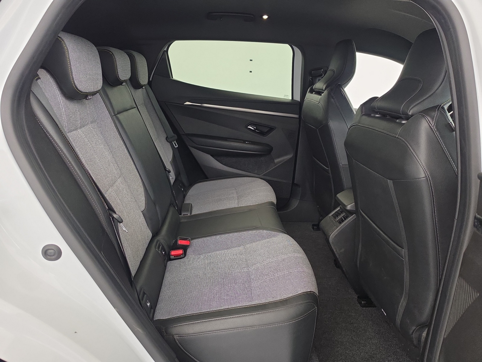 Vente en ligne Renault Megane E-Tech  EV60 220 ch super charge au prix de 23 690 €