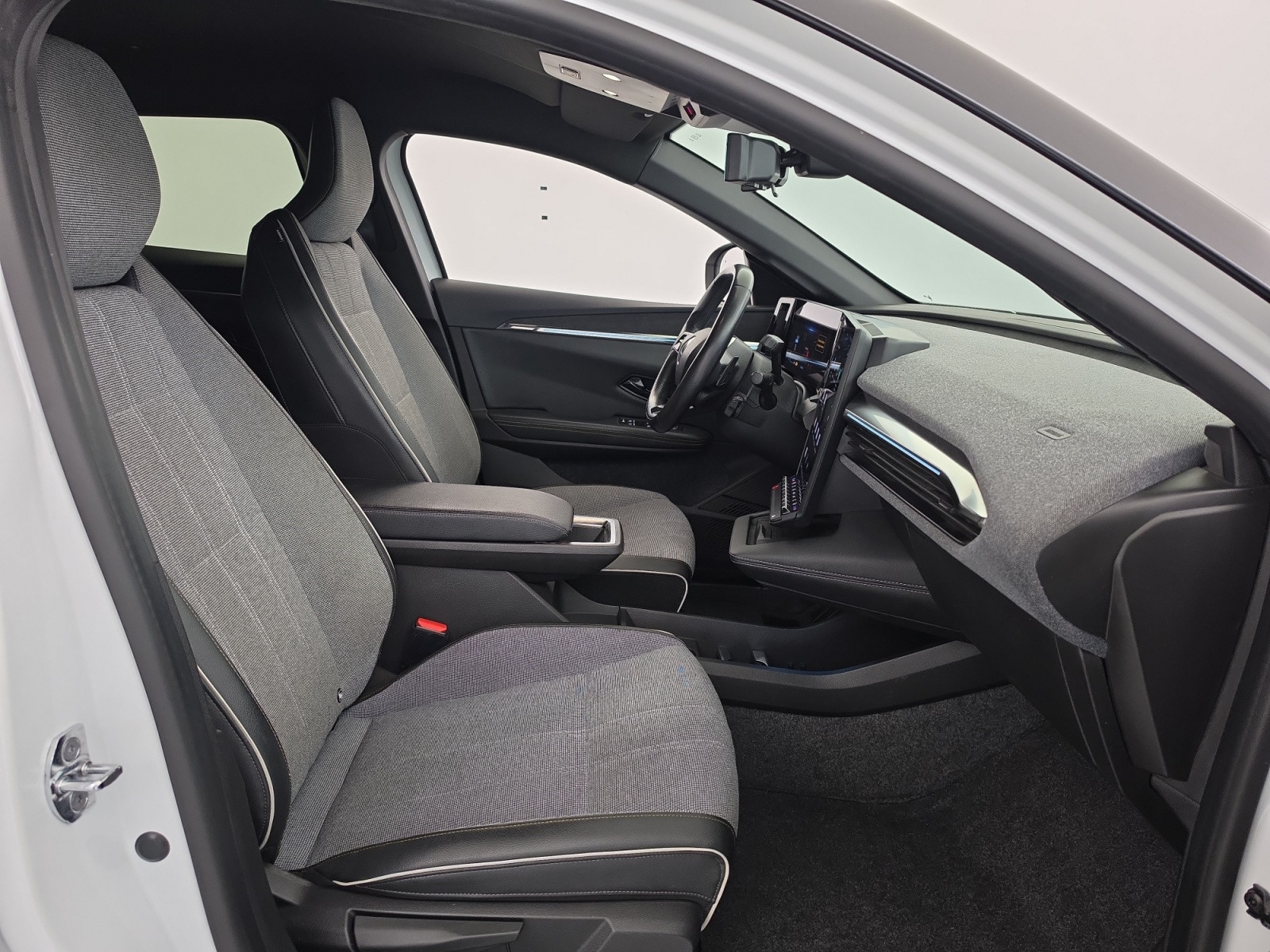Vente en ligne Renault Megane E-Tech  EV60 220 ch super charge au prix de 23 690 €