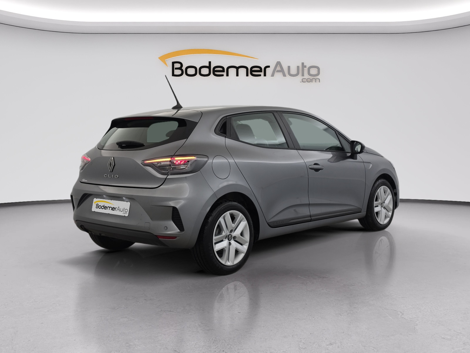 Vente en ligne Renault Clio 5 Clio Blue dCi 100 ch GSR2 au prix de 18 490 €