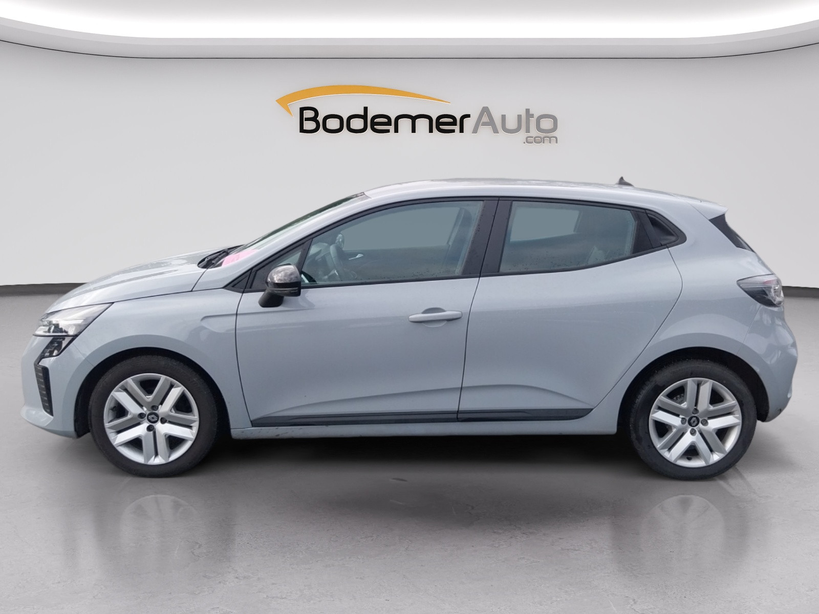 Vente en ligne Renault Clio 5 Clio TCe 90 au prix de 14 490 €