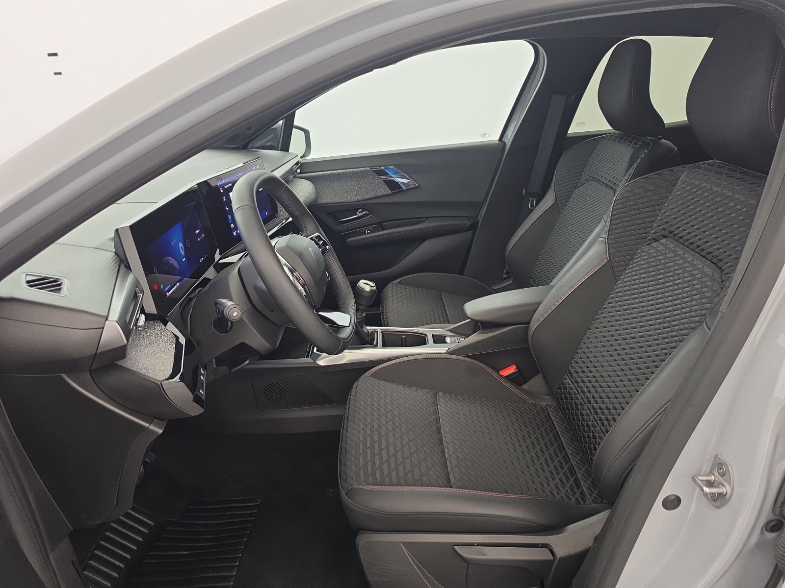 Vente en ligne Renault Clio 6 Clio TCe 115 ch au prix de 21 990 €