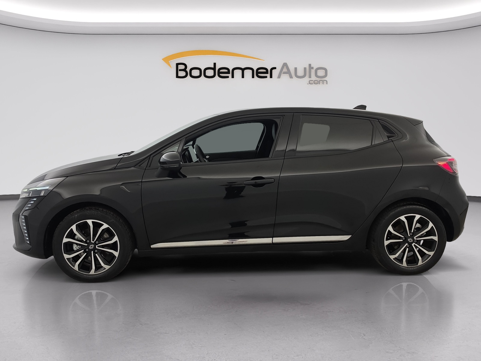 Vente en ligne Renault Clio 5 Clio E-Tech full hybrid 145 ch GSR2 au prix de 20 490 €