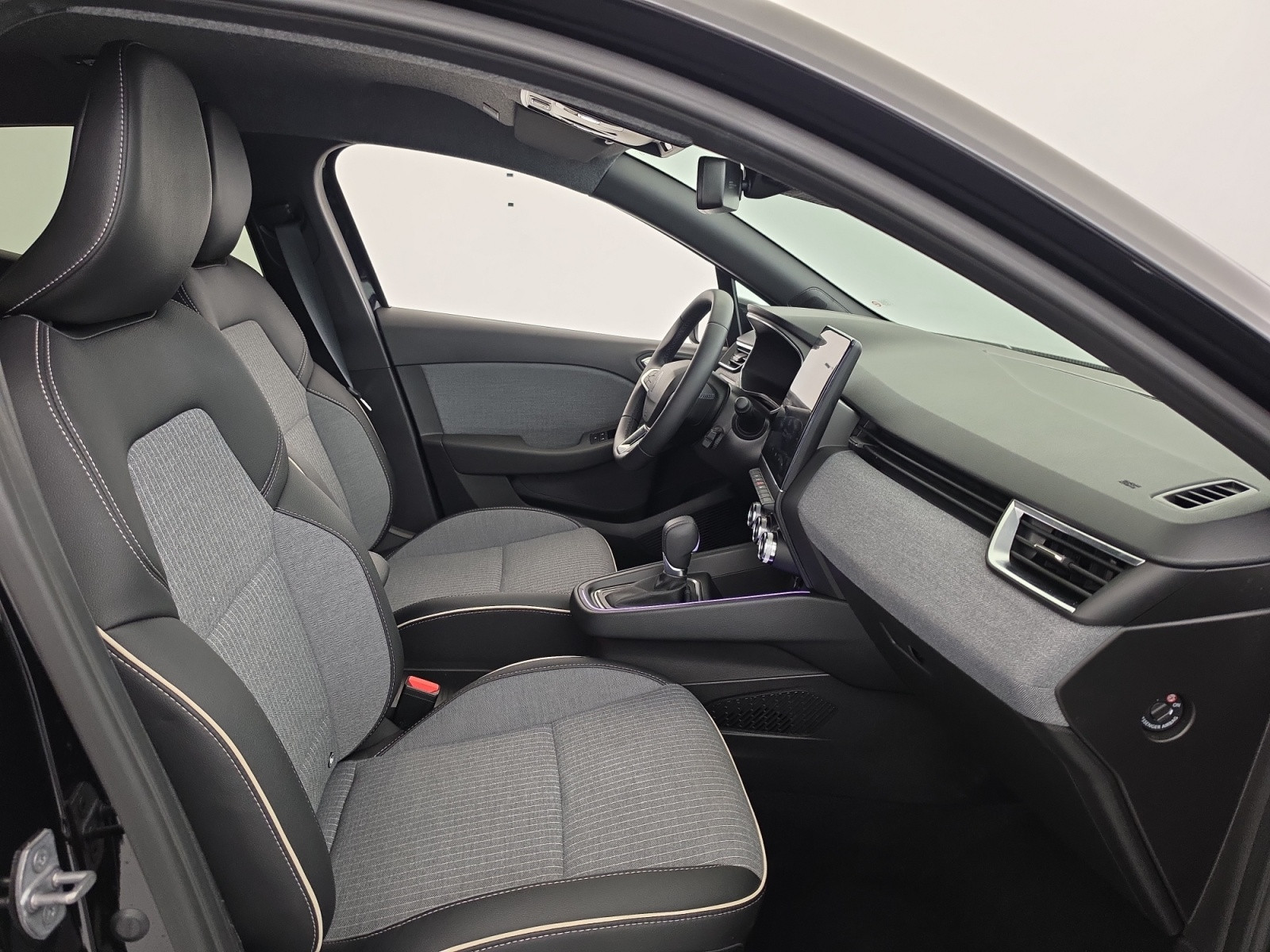 Vente en ligne Renault Clio 5 Clio E-Tech full hybrid 145 ch GSR2 au prix de 20 490 €
