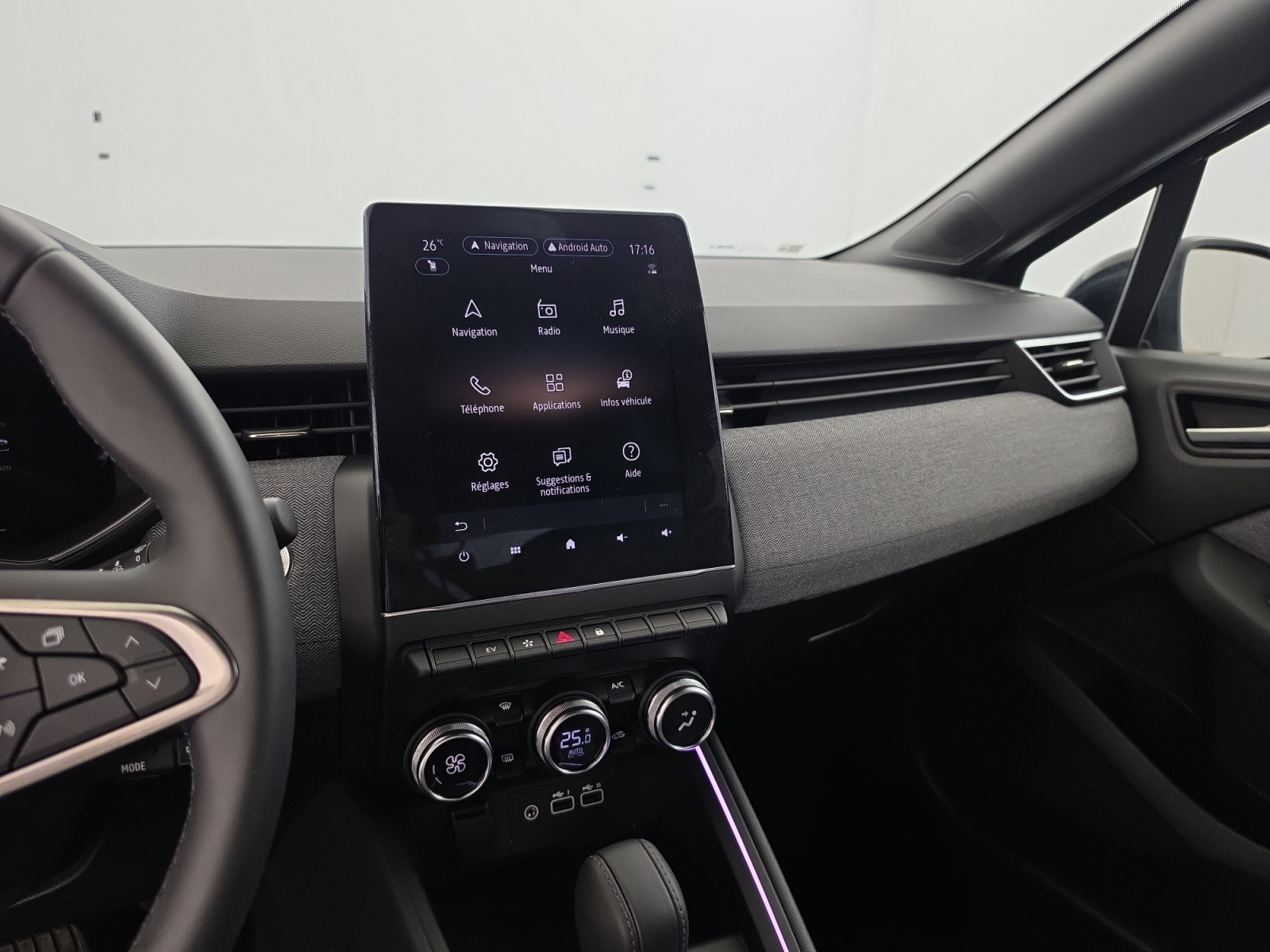Vente en ligne Renault Clio 5 Clio E-Tech full hybrid 145 ch GSR2 au prix de 20 490 €