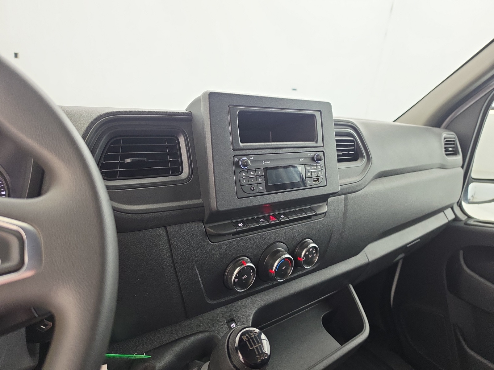 Vente en ligne Renault Master Fourgon MASTER FGN TRAC F3500 L3H3 BLUE DCI 135 au prix de 22 990 €
