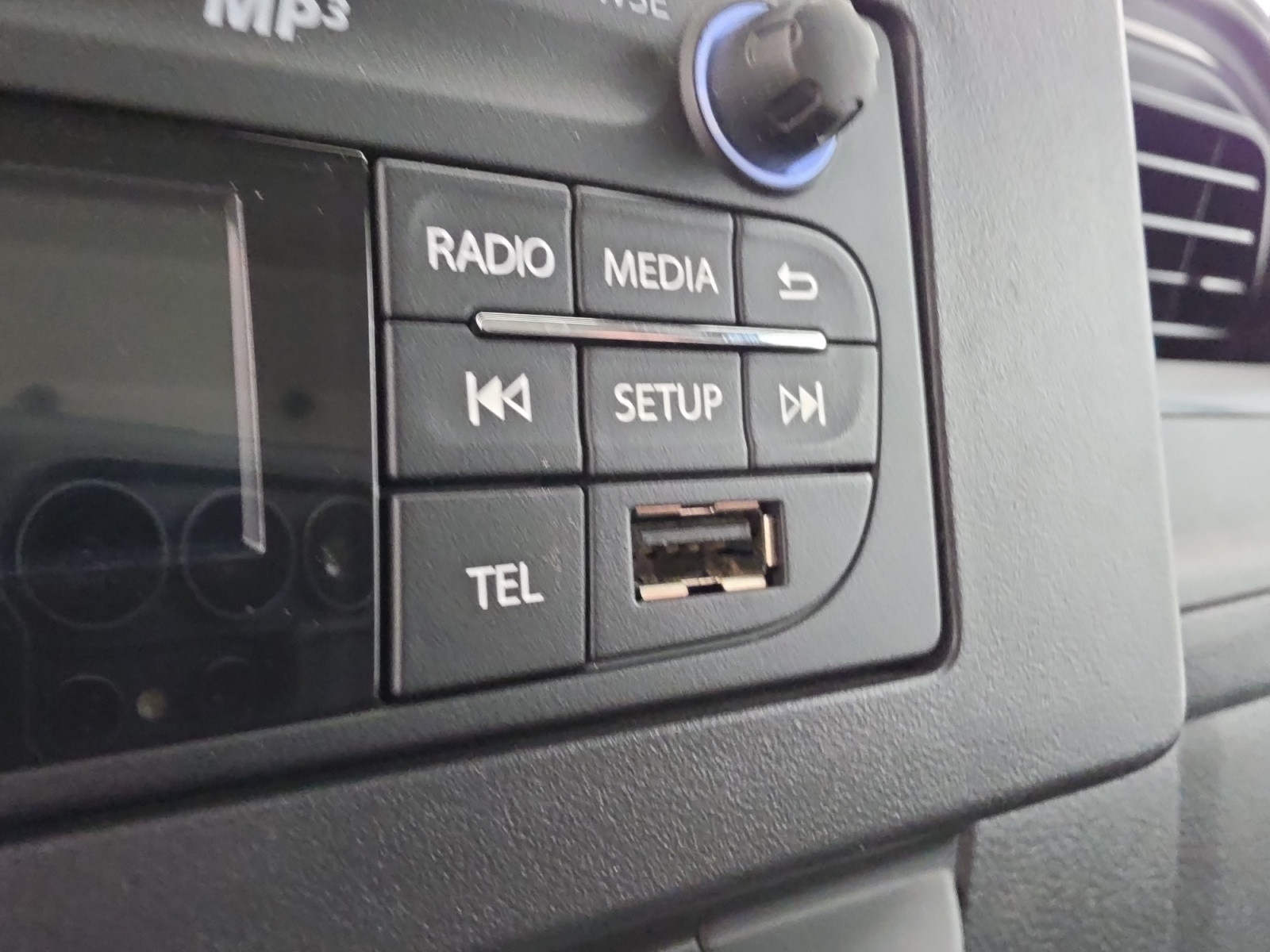 Vente en ligne Renault Master Fourgon MASTER FGN TRAC F3500 L3H3 BLUE DCI 135 au prix de 22 990 €