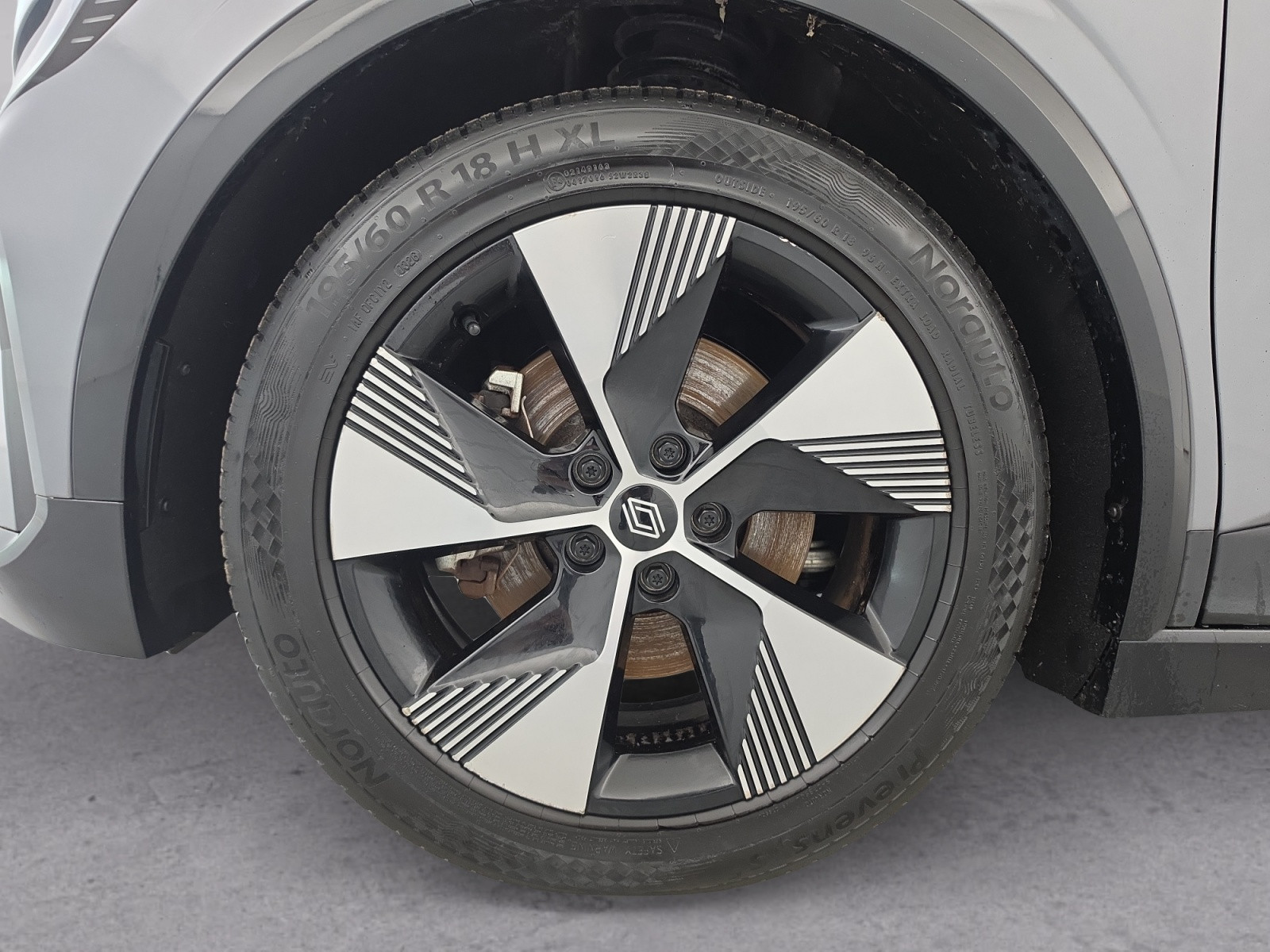 Vente en ligne Renault Megane E-Tech  EV60 220 ch super charge au prix de 23 490 €