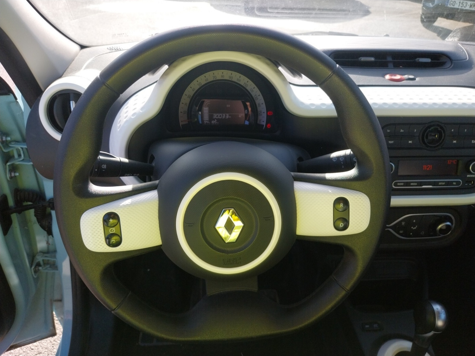 Vente en ligne Renault Twingo Electrique Twingo III E-Tech au prix de 12 490 €