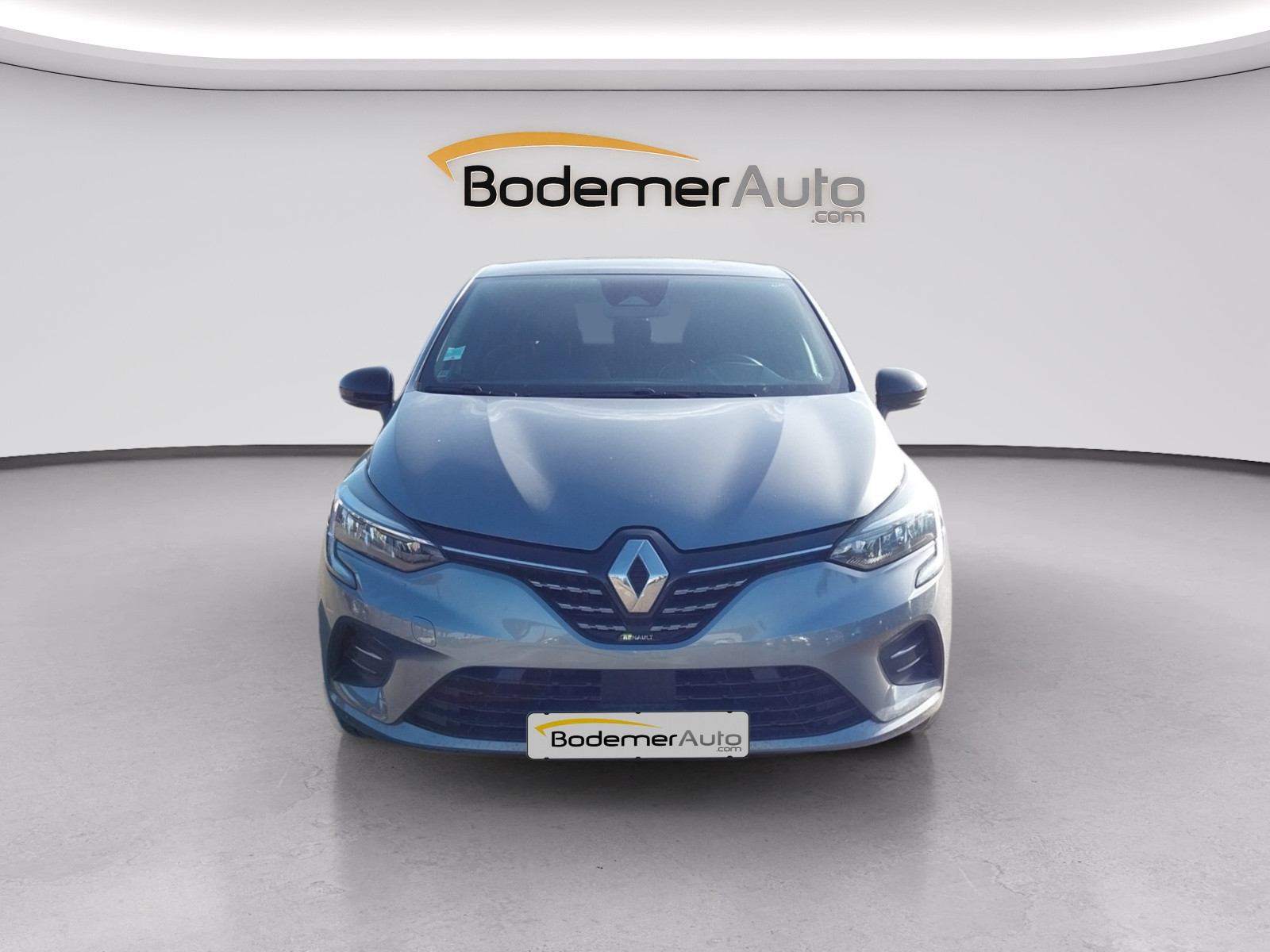 Vente en ligne Renault Clio 5 Clio E-Tech full hybrid 145 au prix de 16 990 €