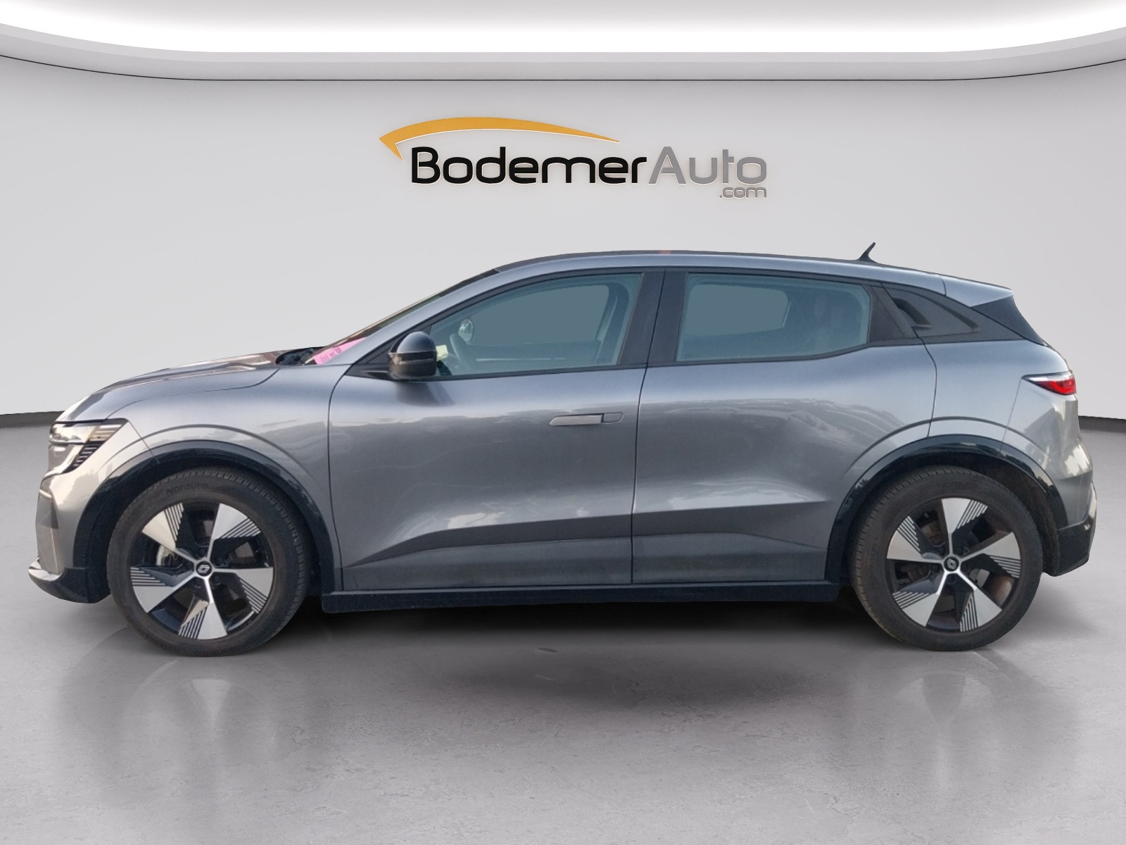 Vente en ligne Renault Megane E-Tech  EV60 220 ch super charge au prix de 23 490 €