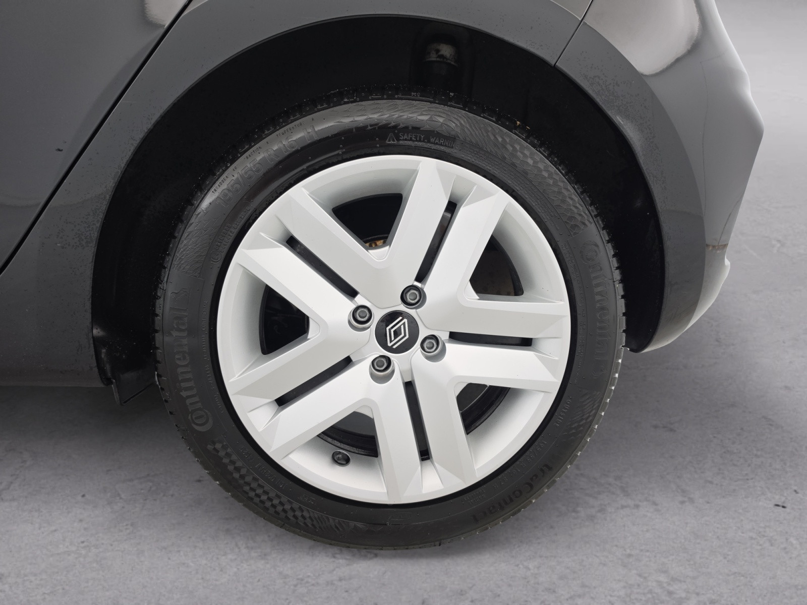 Vente en ligne Renault Clio 5 Clio TCe 90 au prix de 14 890 €