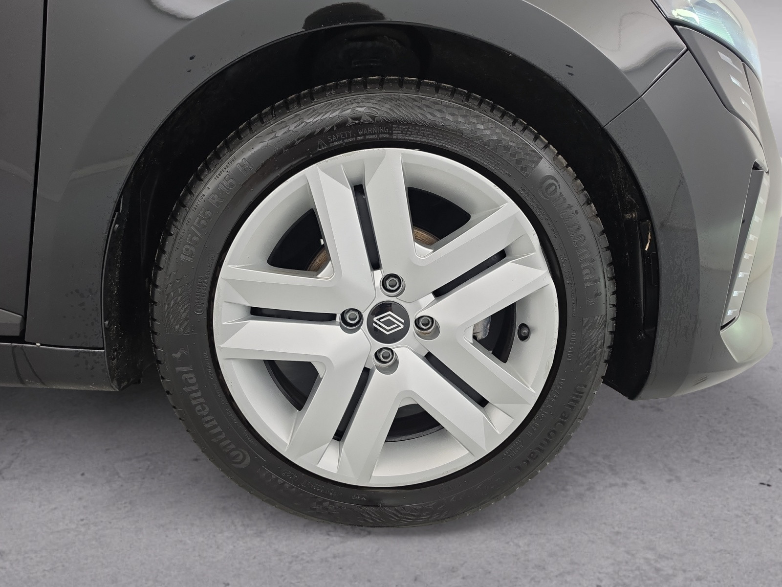 Vente en ligne Renault Clio 5 Clio TCe 90 au prix de 14 890 €
